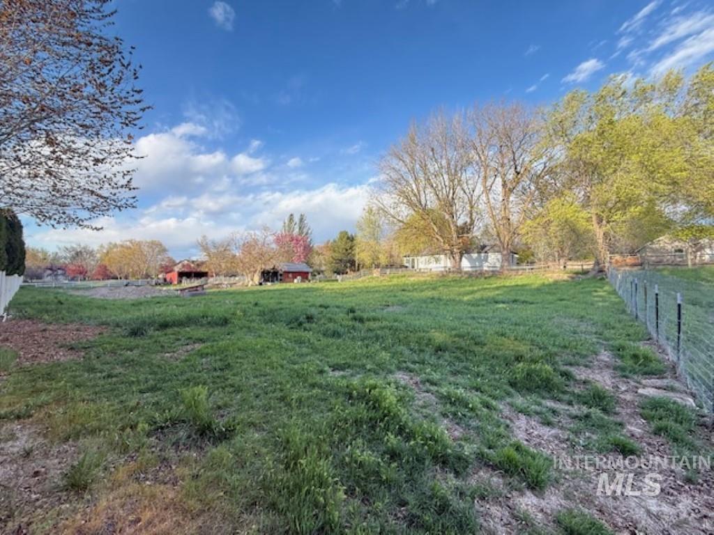 1119 N Eagle Rd, Eagle, Idaho 83616-5017, 3 Bedrooms, 1 Bathroom, Residential For Sale, Price $1,150,000, 98943551