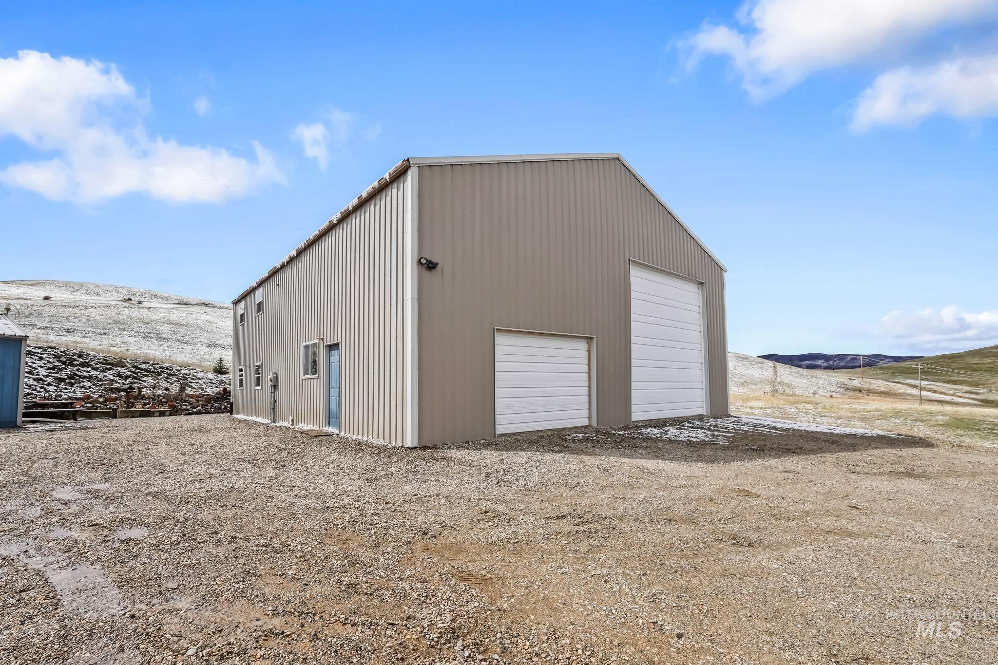 29 Family Pl, Horseshoe Bend, Idaho 83629-8097, 1 Bedroom, 1 Bathroom, Residential For Sale, Price $475,000, 98943557