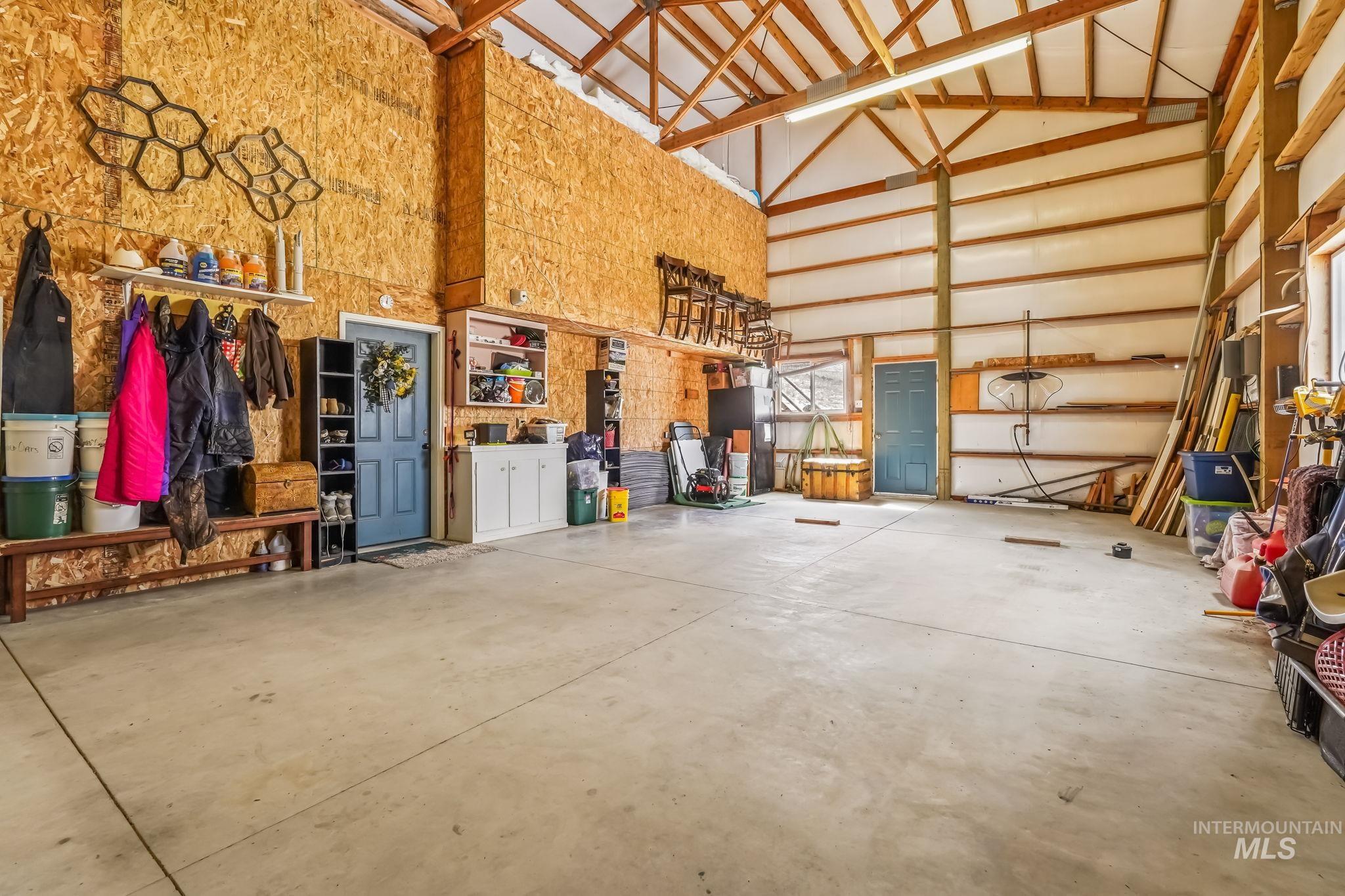29 Family Pl, Horseshoe Bend, Idaho 83629-8097, 1 Bedroom, 1 Bathroom, Residential For Sale, Price $475,000, 98943557