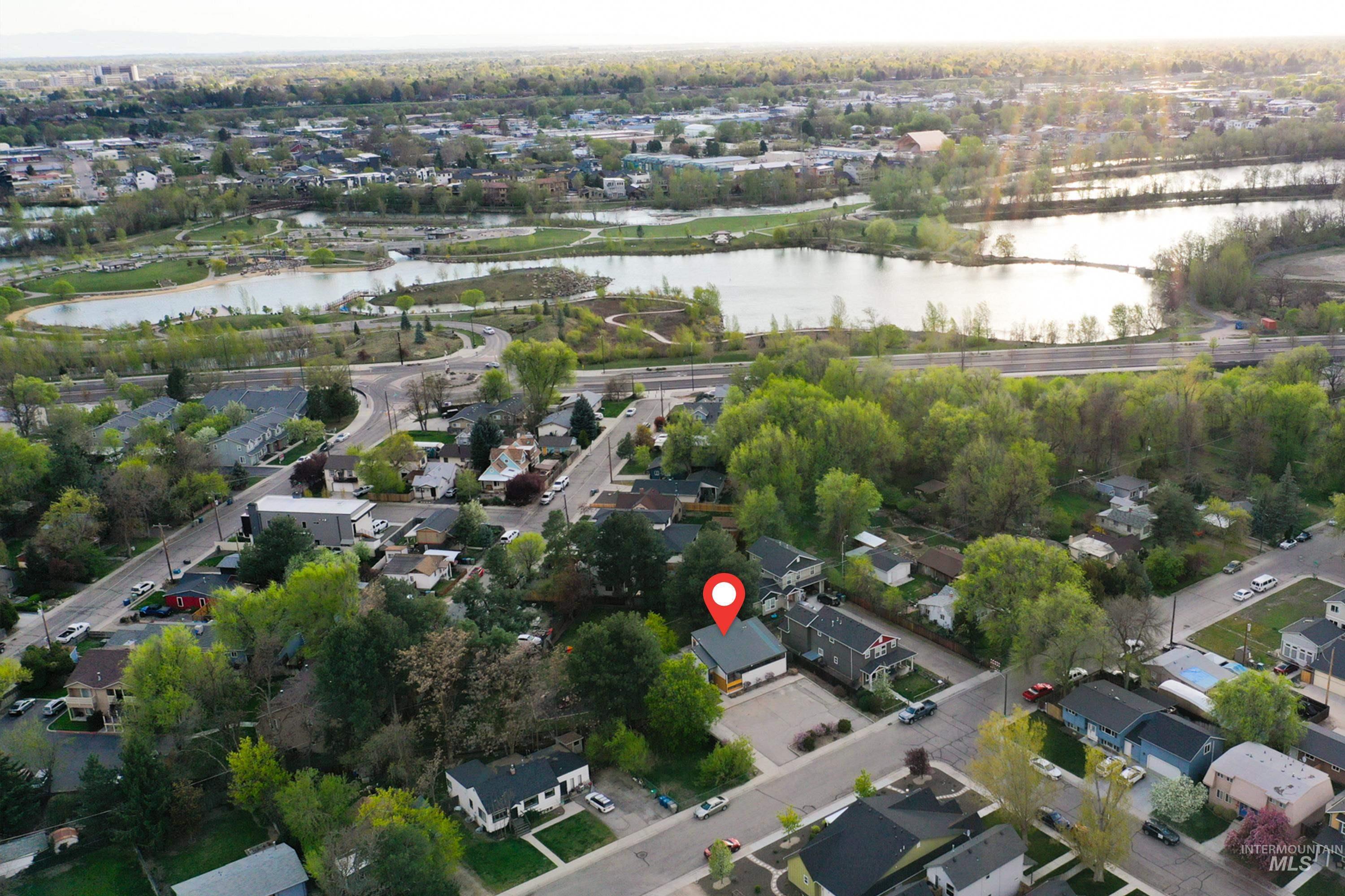 2999 W Moore, Boise, Idaho 83702, Business/Commercial For Sale, Price $950,000,MLS 98943583
