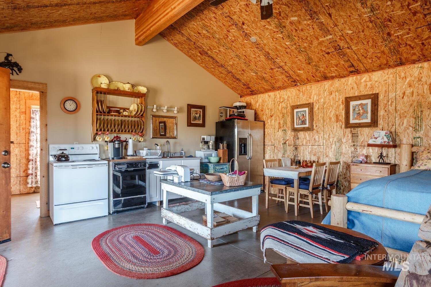 Ray Hunt Ranch, Mountain Home, Idaho 83647, 3 Bedrooms, 3 Bathrooms, Farm & Ranch For Sale, Price $4,500,000, 98943743