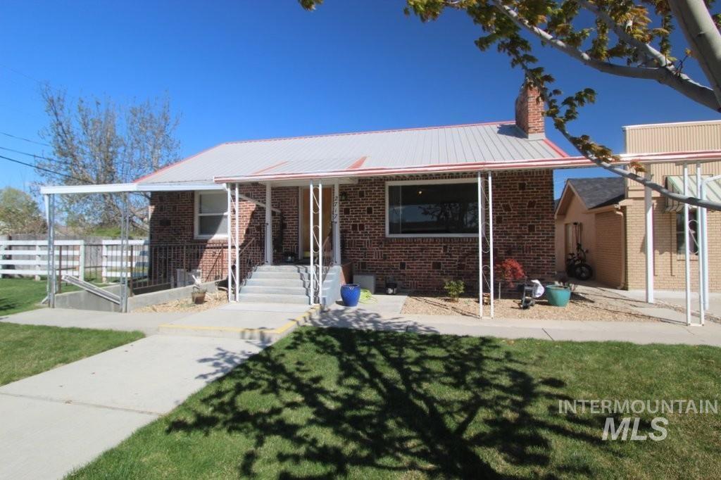 2717 S Kimball Ave., Caldwell, Idaho 83605, 4 Bedrooms, 2 Bathrooms, Residential For Sale, Price $995,000, 98943802