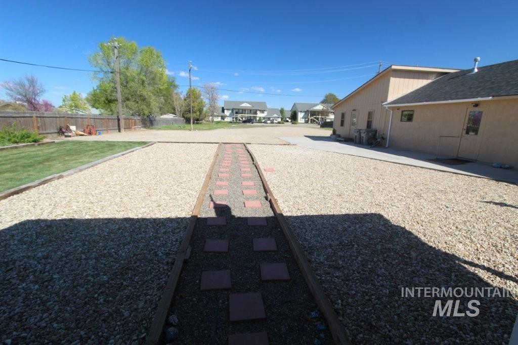 2717 S Kimball Ave., Caldwell, Idaho 83605, 4 Bedrooms, 2 Bathrooms, Residential For Sale, Price $995,000, 98943802