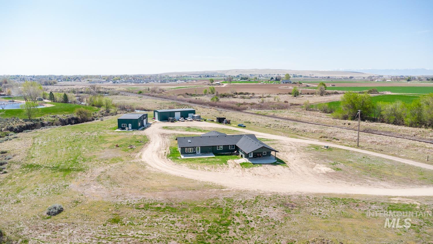 1300 N Big Tree Ln, Kuna, Idaho 83634, 4 Bedrooms, 3 Bathrooms, Residential For Sale, Price $1,099,000, 98943815