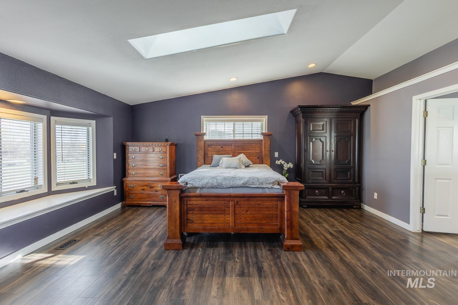 1300 N Big Tree Ln, Kuna, Idaho 83634, 4 Bedrooms, 3 Bathrooms, Residential For Sale, Price $1,099,000, 98943815