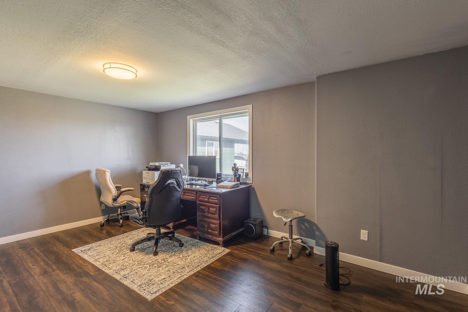 1300 N Big Tree Ln, Kuna, Idaho 83634, 4 Bedrooms, 3 Bathrooms, Residential For Sale, Price $1,099,000, 98943815