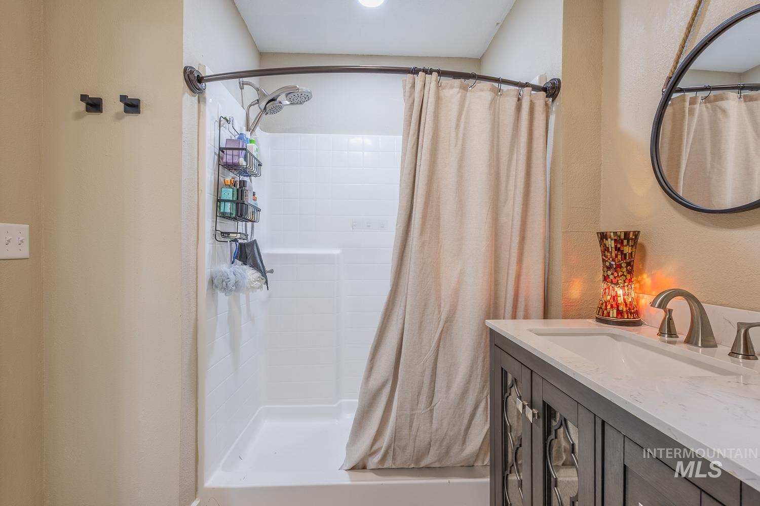 1300 N Big Tree Ln, Kuna, Idaho 83634, 4 Bedrooms, 3 Bathrooms, Residential For Sale, Price $1,099,000, 98943815