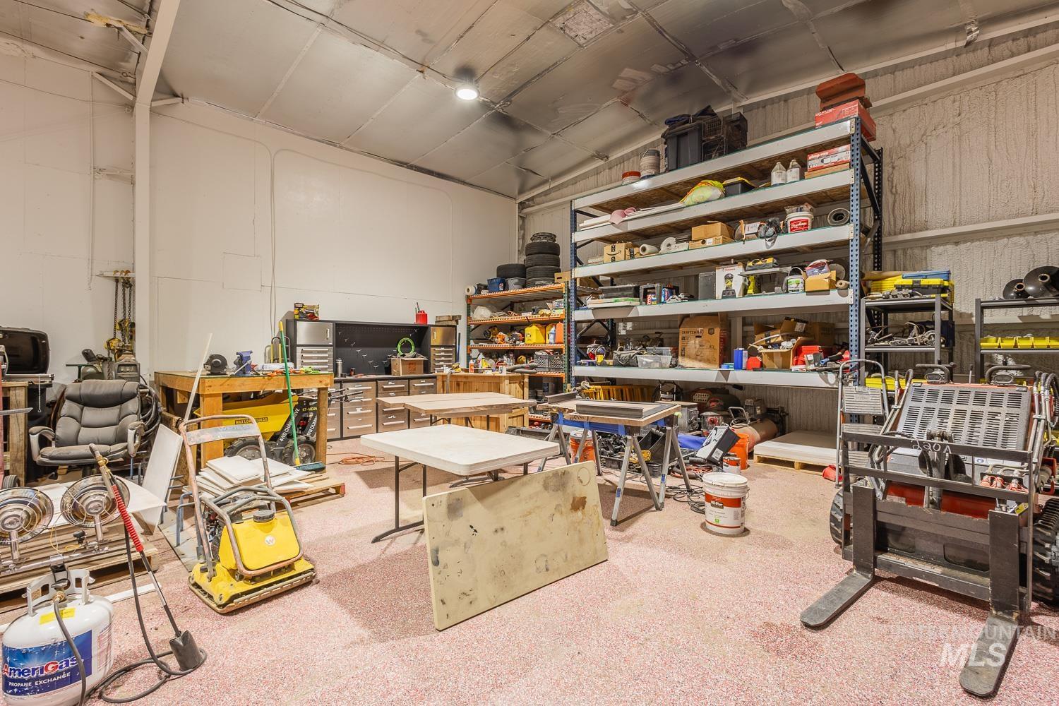 1300 N Big Tree Ln, Kuna, Idaho 83634, 4 Bedrooms, 3 Bathrooms, Residential For Sale, Price $1,099,000, 98943815