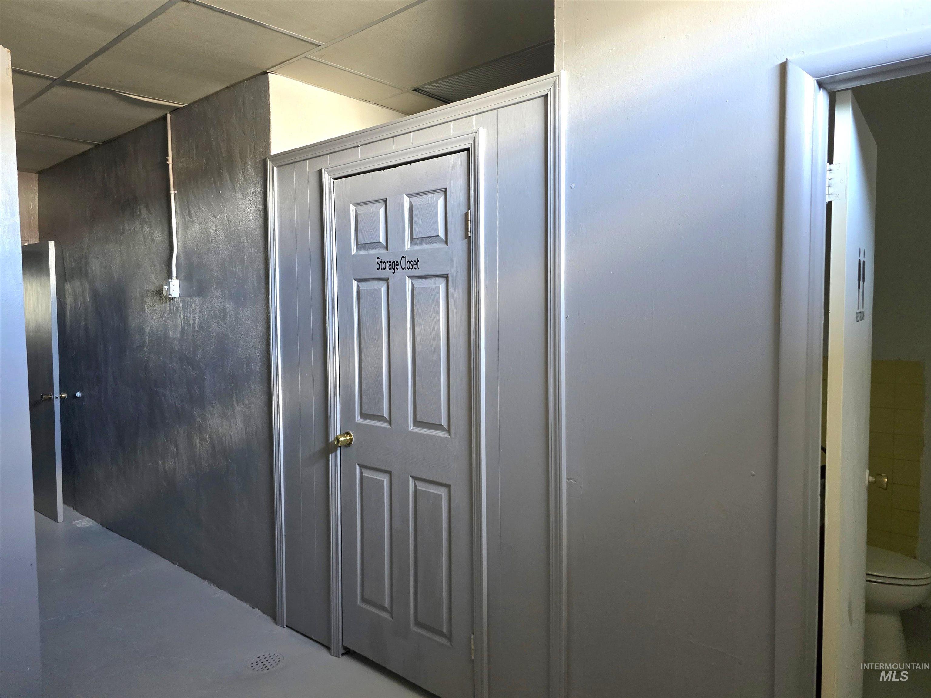 28 W Idaho, Weiser, Idaho 83672, 4 Rooms, Business/Commercial For Sale, Price $110,000, 98943841