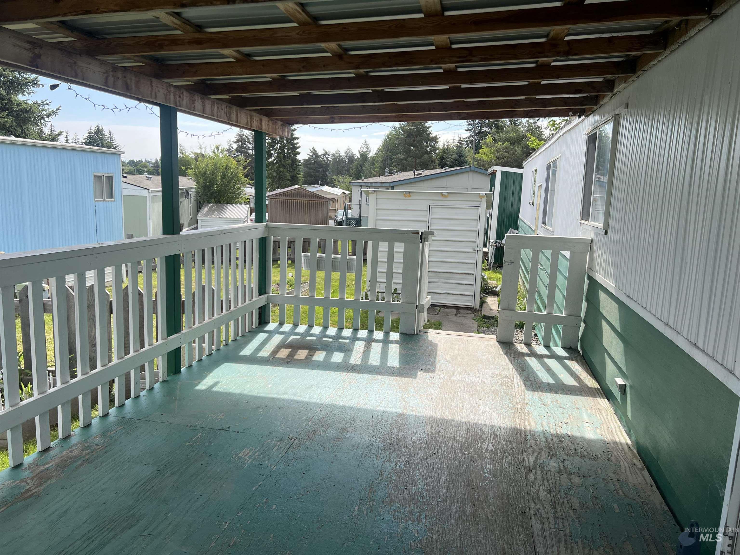 411 N Almon, Moscow, Idaho 83843, 2 Bedrooms, 1 Bathroom, Residential For Sale, Price $38,000, 98943904