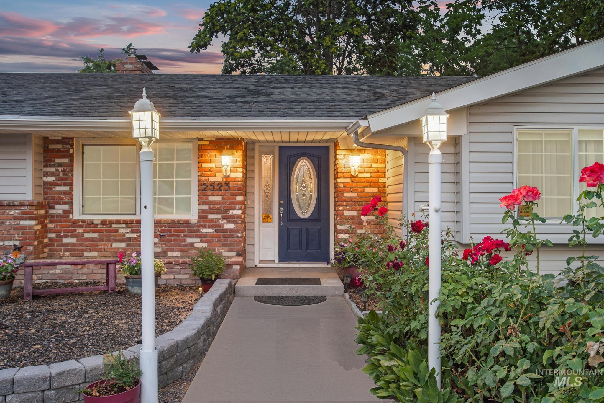 2523 S Kimball, Caldwell, Idaho 83605, 4 Bedrooms, 3 Bathrooms, Residential For Sale, Price $689,000, 98944085