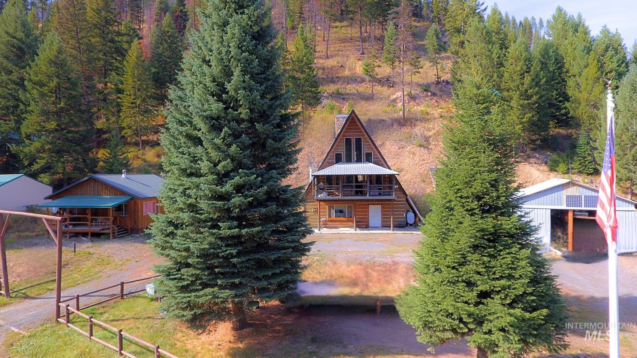 1886 & 1888 Crooked River Rd, Elk City, Idaho 83525, 3 Bedrooms, 3 Bathrooms, Residential For Sale, Price $349,000, 98944141