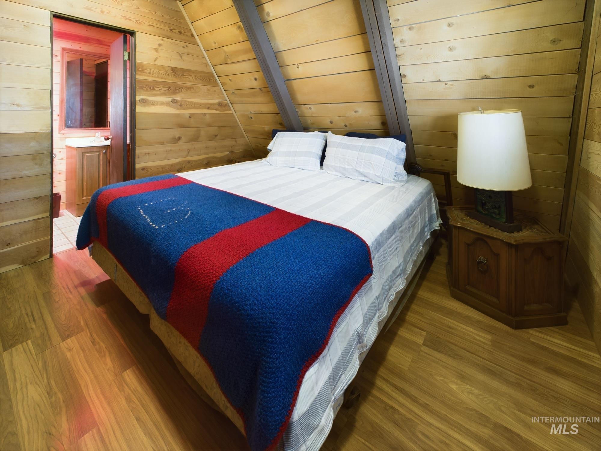 1886 & 1888 Crooked River Rd, Elk City, Idaho 83525, 3 Bedrooms, 3 Bathrooms, Residential For Sale, Price $349,000, 98944141