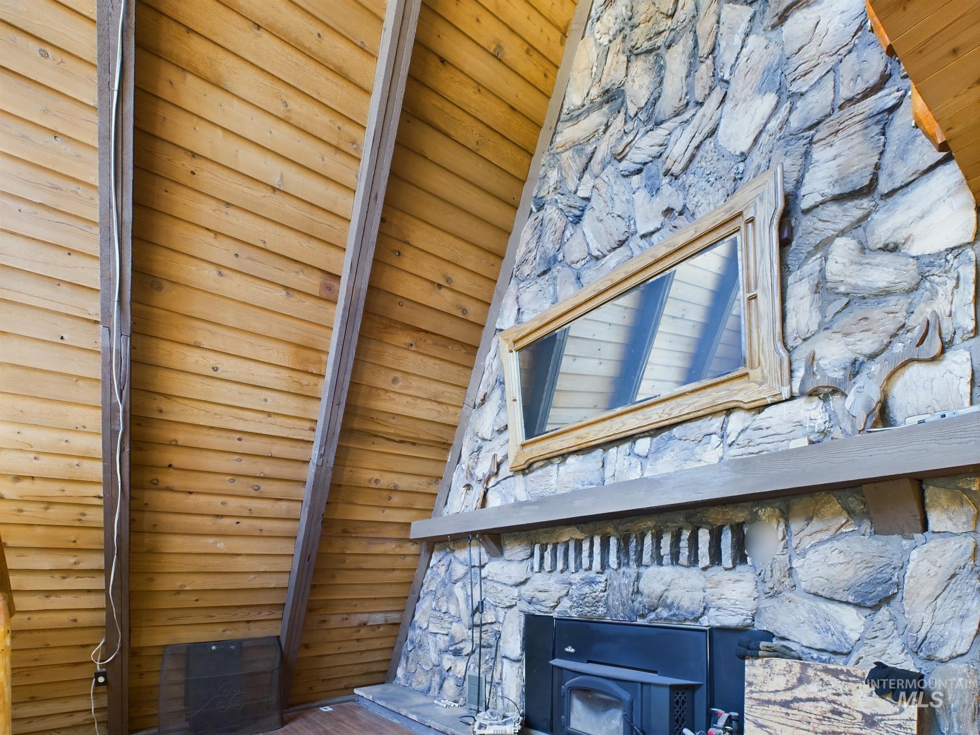 1886 & 1888 Crooked River Rd, Elk City, Idaho 83525, 3 Bedrooms, 3 Bathrooms, Residential For Sale, Price $349,000, 98944141