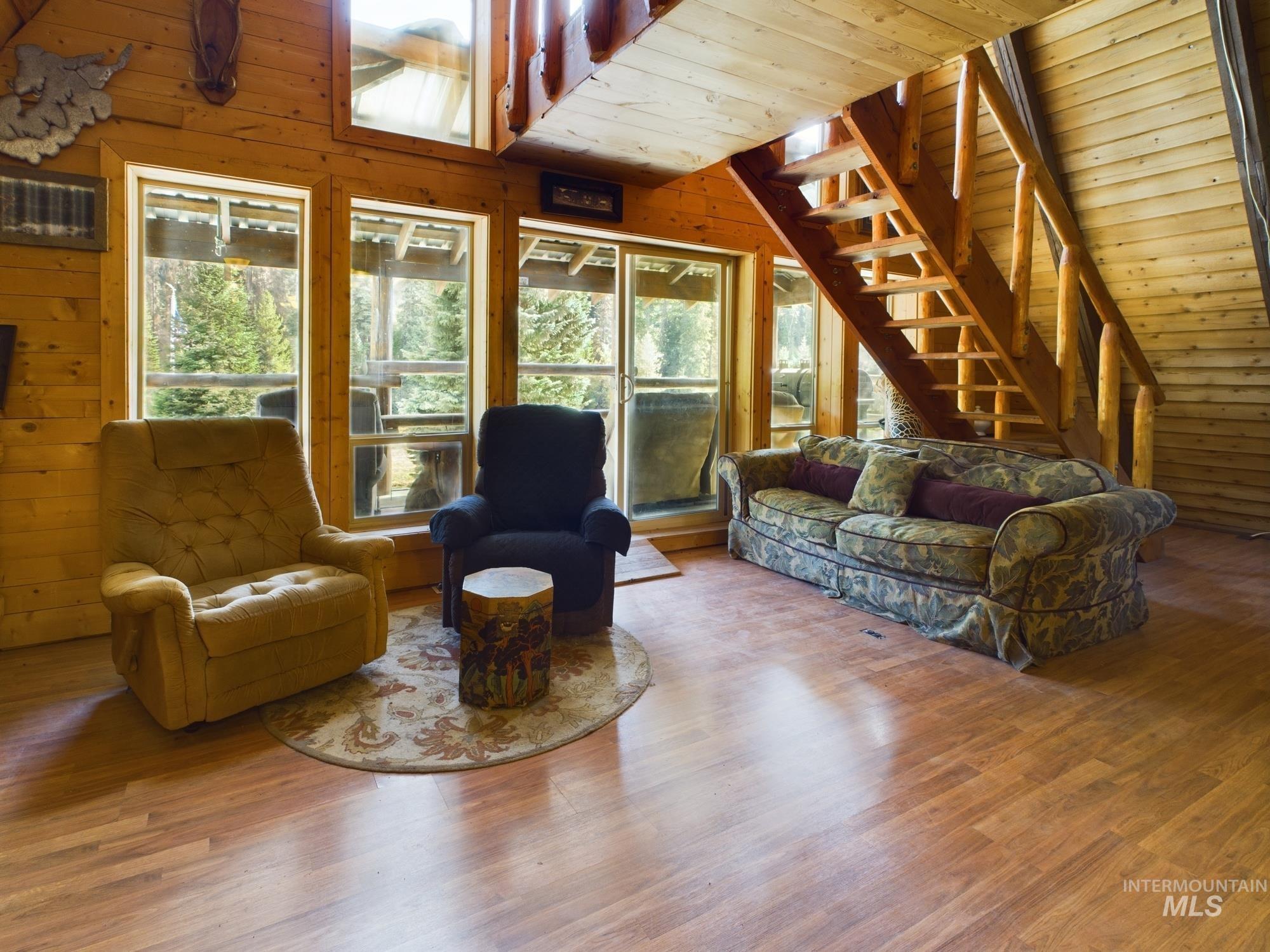 1886 & 1888 Crooked River Rd, Elk City, Idaho 83525, 3 Bedrooms, 3 Bathrooms, Residential For Sale, Price $349,000, 98944141