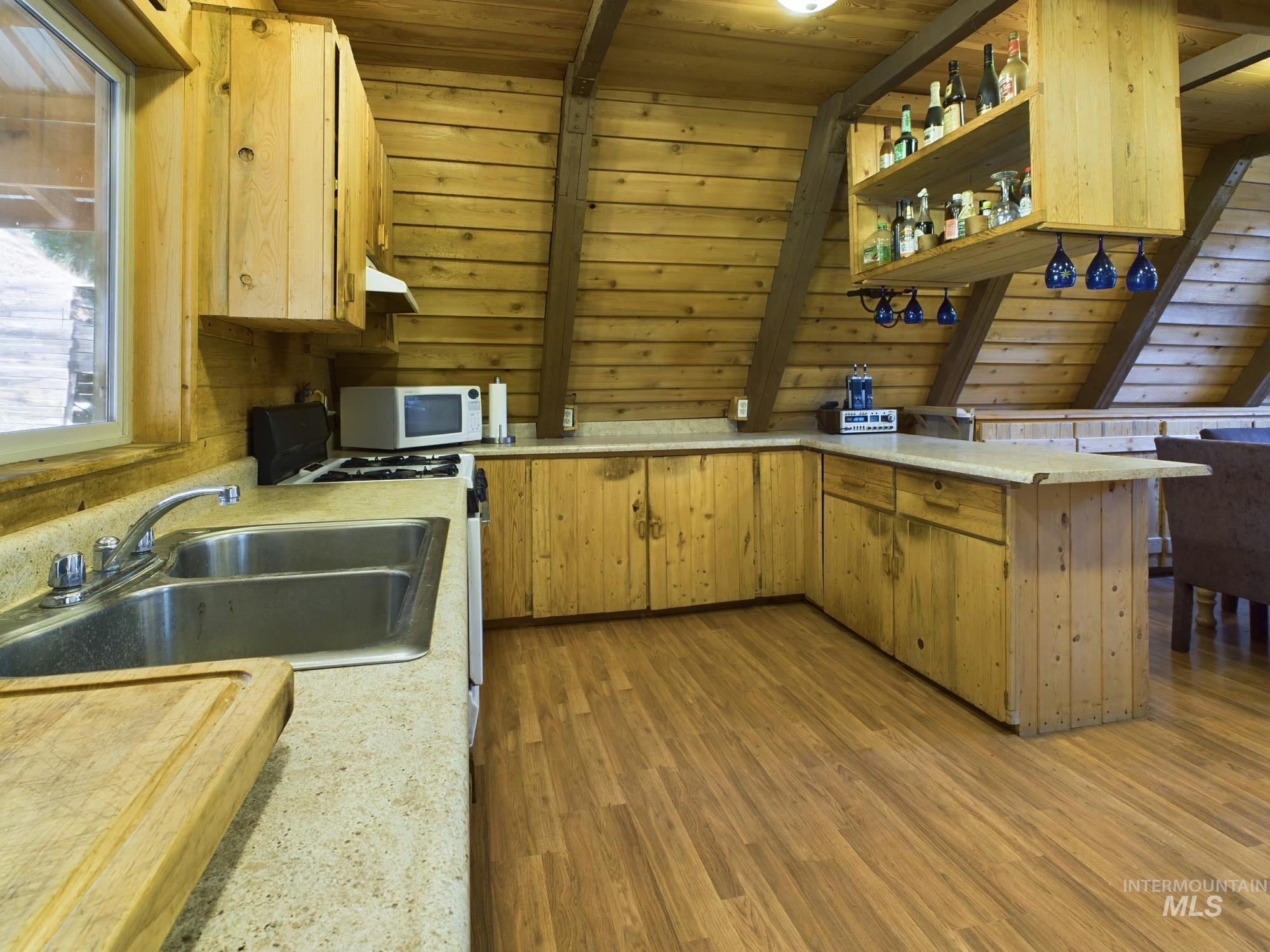 1886 & 1888 Crooked River Rd, Elk City, Idaho 83525, 3 Bedrooms, 3 Bathrooms, Residential For Sale, Price $349,000, 98944141