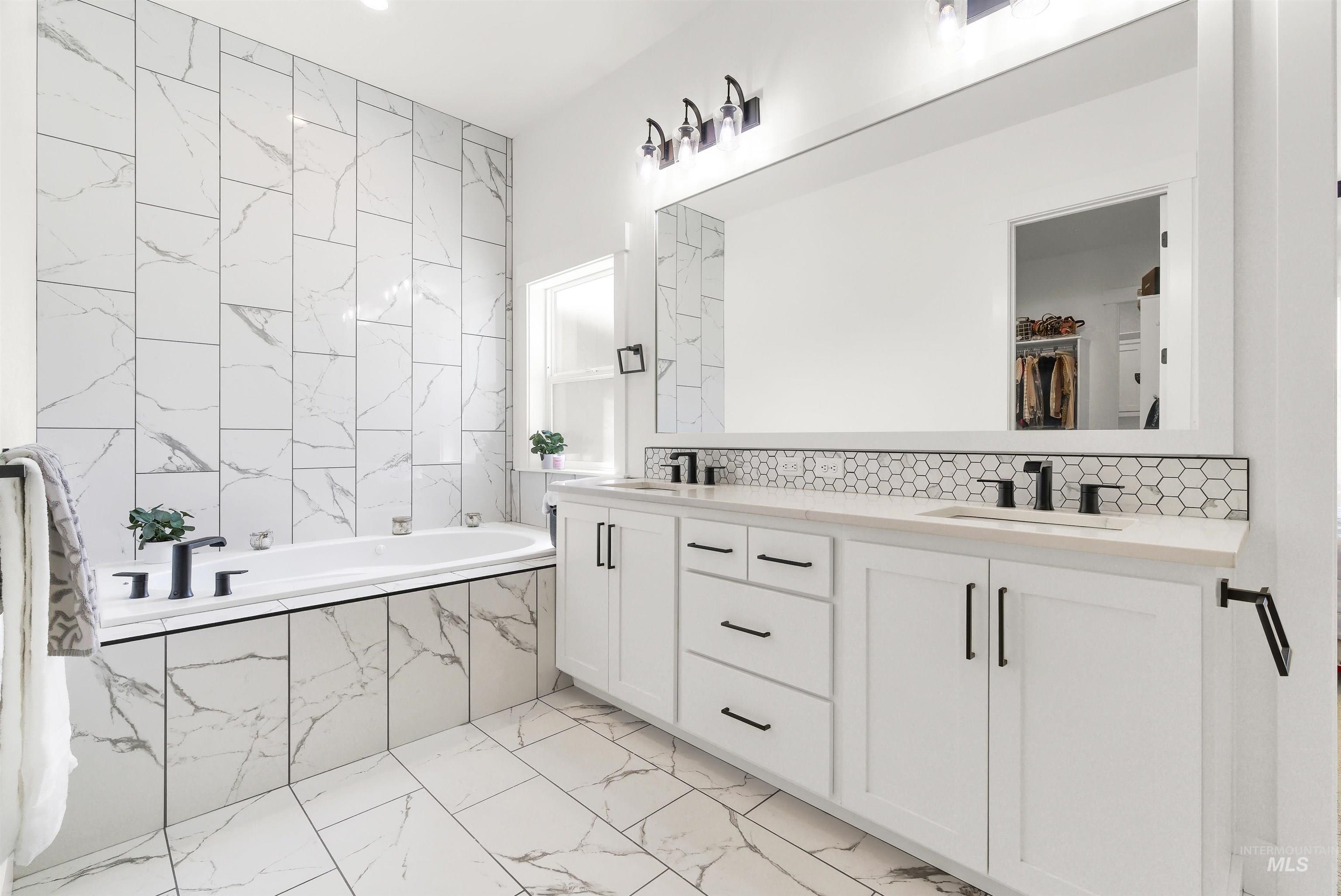 11127 Lake Lowell Ave, Nampa, Idaho 83686, 4 Bedrooms, 3.5 Bathrooms, Residential For Sale, Price $1,199,000, 98944485