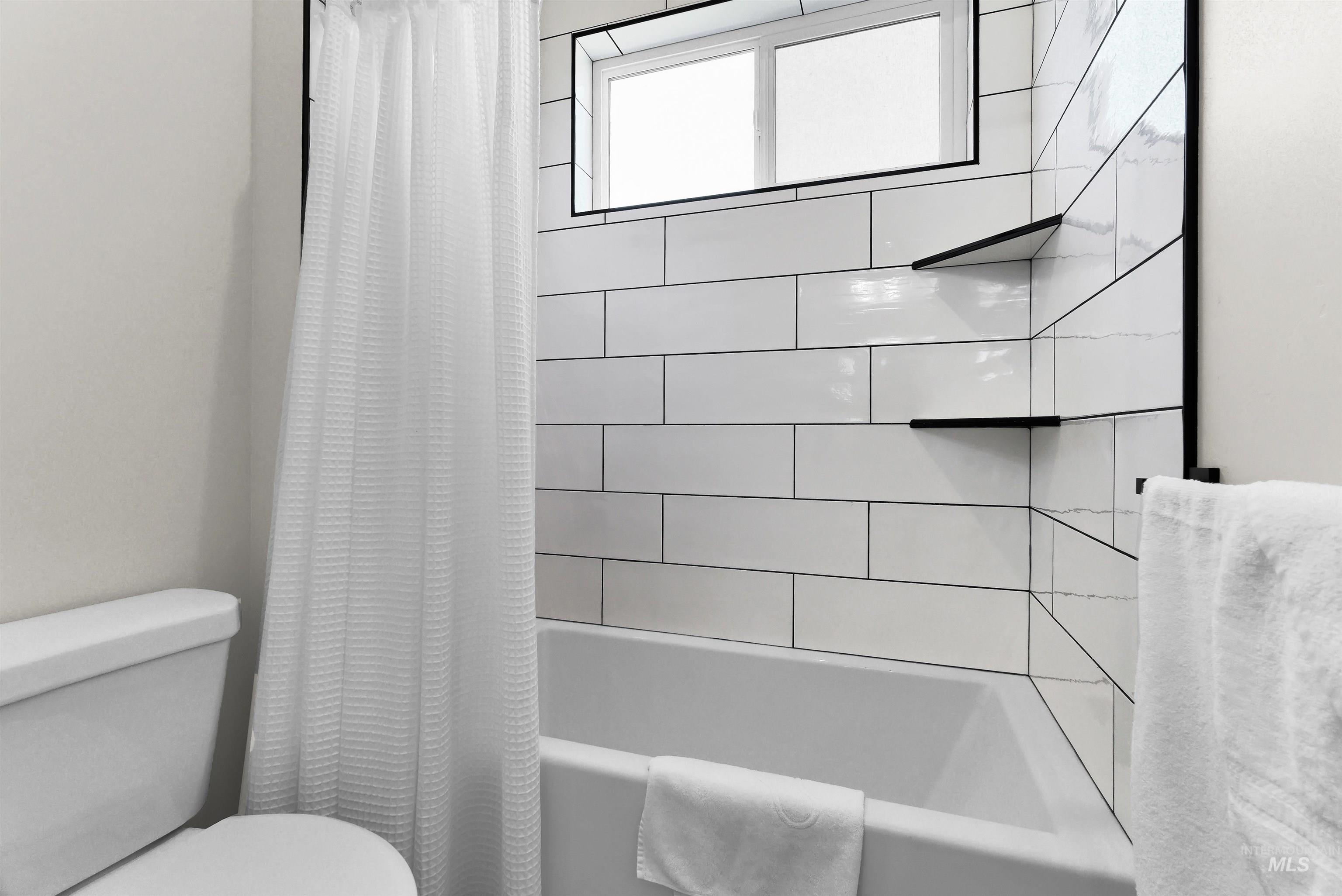 11127 Lake Lowell Ave, Nampa, Idaho 83686, 4 Bedrooms, 3.5 Bathrooms, Residential For Sale, Price $1,199,000, 98944485