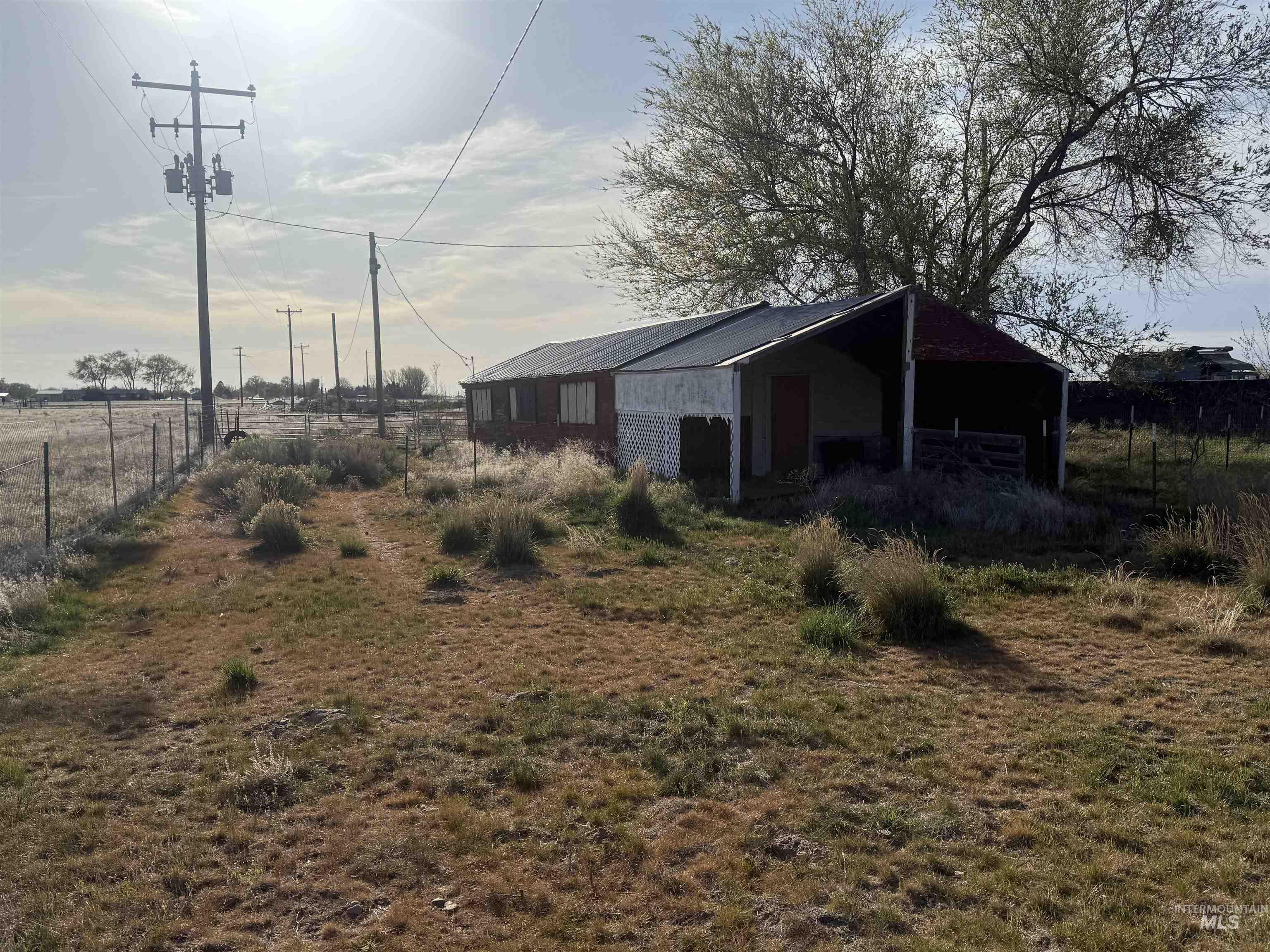 4781 Old HWY 30, Mountain Home, Idaho 83647, 3 Bedrooms, 1 Bathroom, Residential For Sale, Price $375,000, 98944587