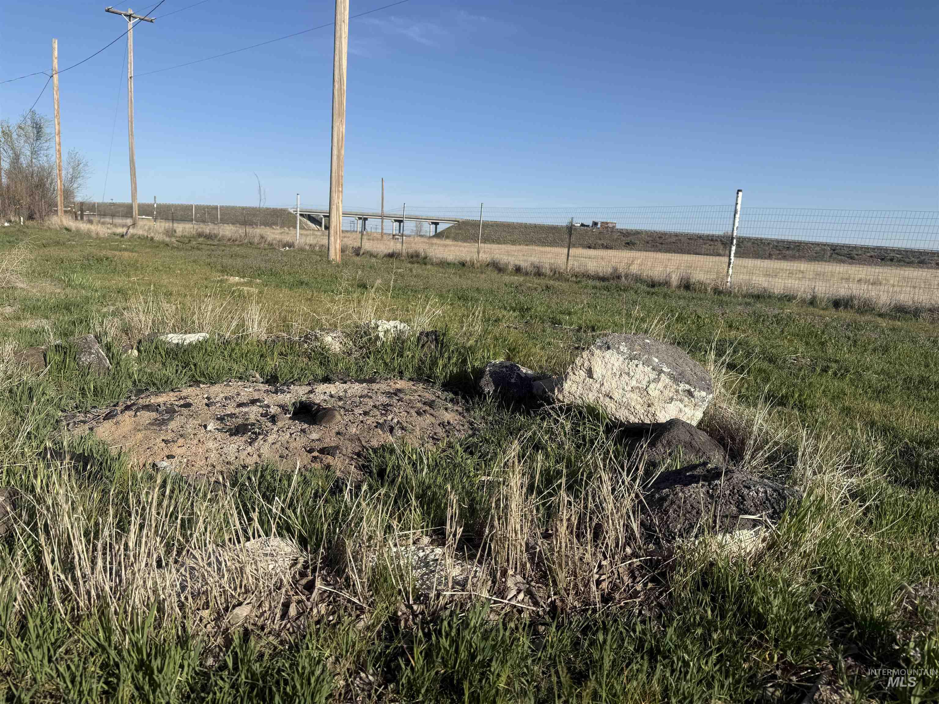 4781 Old HWY 30, Mountain Home, Idaho 83647, 3 Bedrooms, 1 Bathroom, Residential For Sale, Price $375,000, 98944587