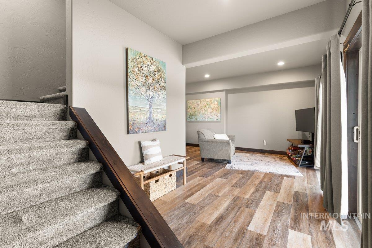 7809 E Bridger Trail, Harrison, Idaho 83833, 3 Bedrooms, 2 Bathrooms, Residential For Sale, Price $1,200,000, 98944596