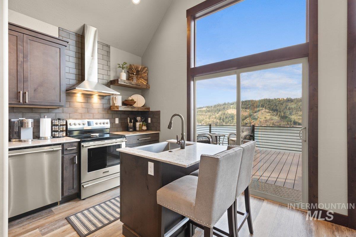 7809 E Bridger Trail, Harrison, Idaho 83833, 3 Bedrooms, 2 Bathrooms, Residential For Sale, Price $1,200,000, 98944596