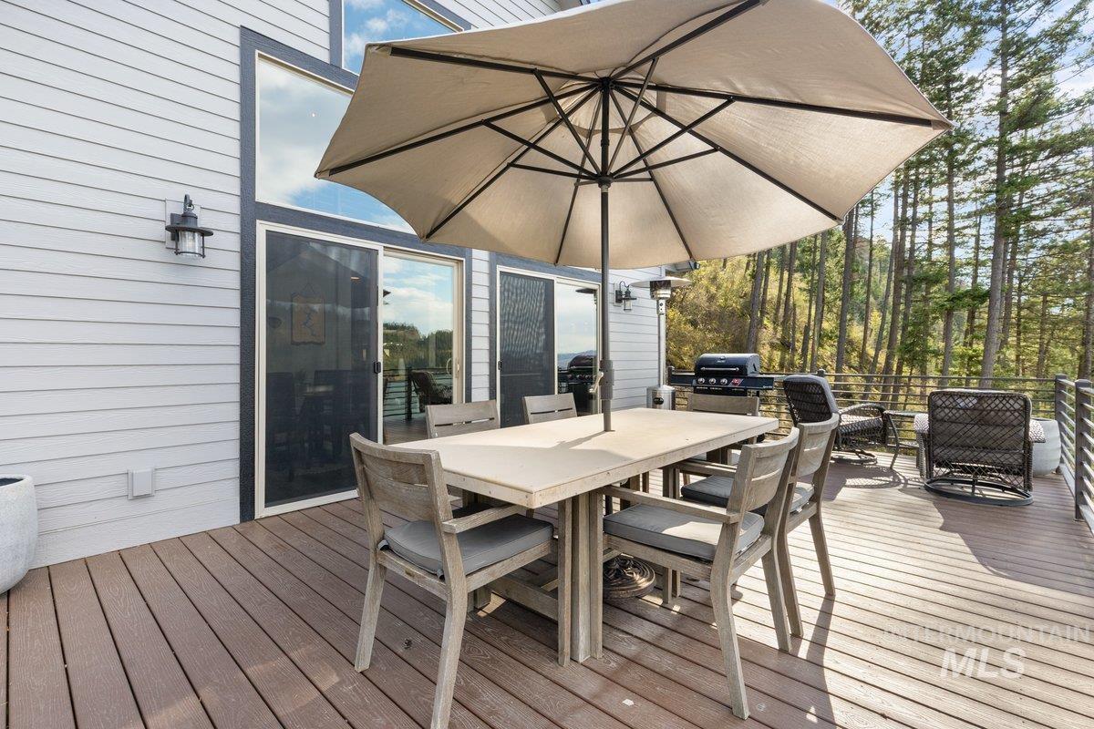 7809 E Bridger Trail, Harrison, Idaho 83833, 3 Bedrooms, 2 Bathrooms, Residential For Sale, Price $1,200,000, 98944596