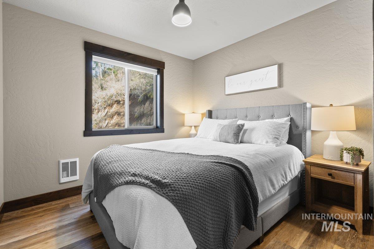 7809 E Bridger Trail, Harrison, Idaho 83833, 3 Bedrooms, 2 Bathrooms, Residential For Sale, Price $1,200,000, 98944596