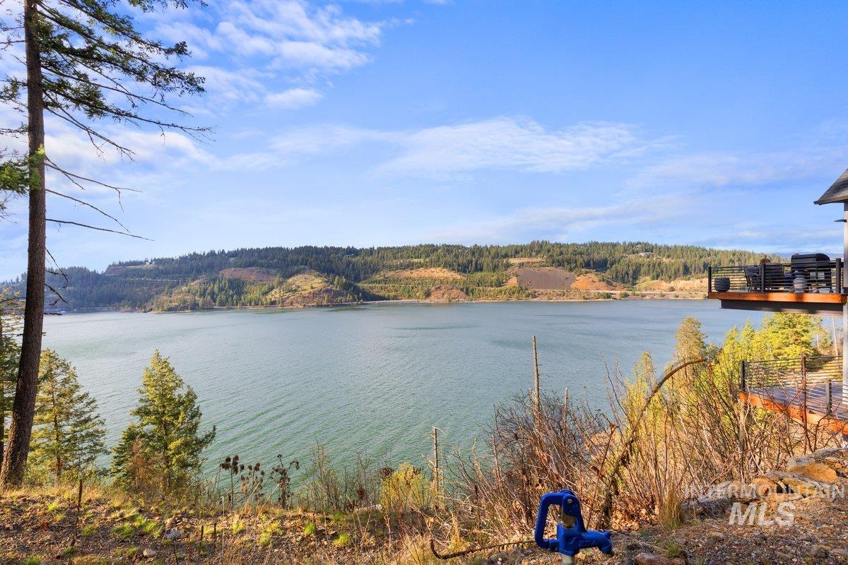 7809 E Bridger Trail, Harrison, Idaho 83833, 3 Bedrooms, 2 Bathrooms, Residential For Sale, Price $1,200,000, 98944596