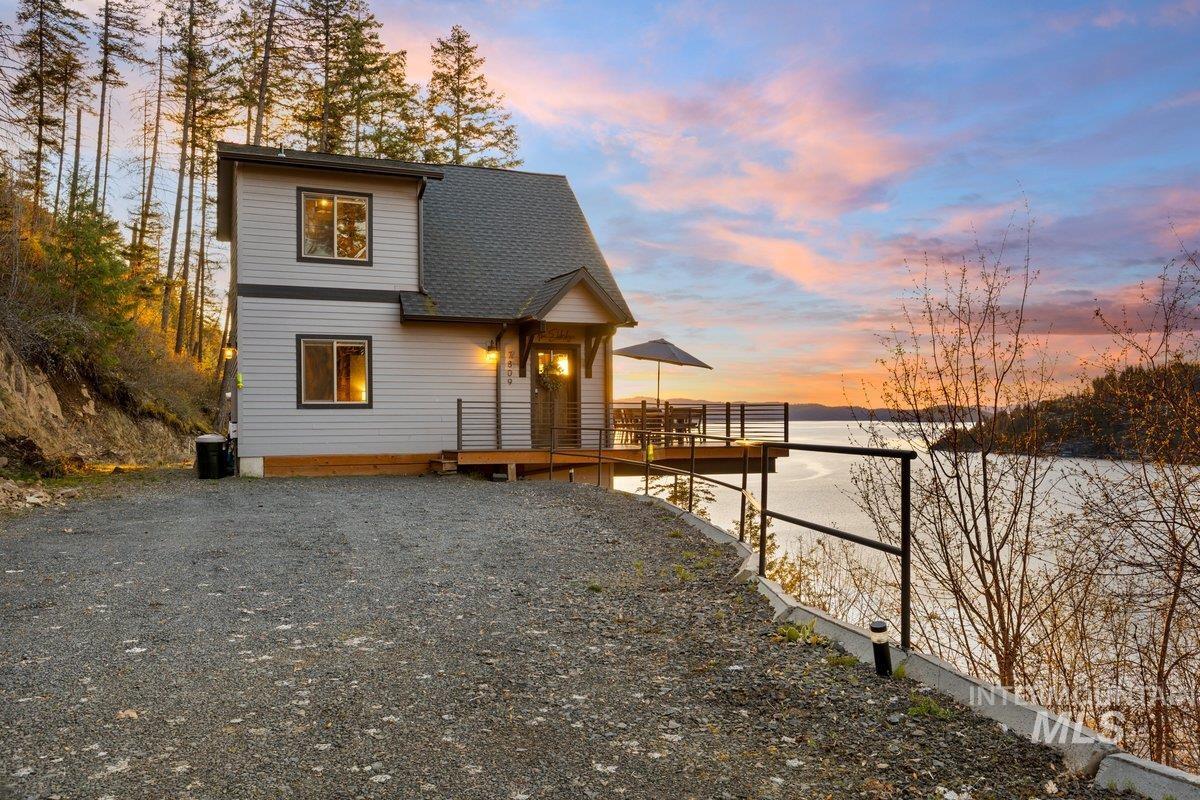 7809 E Bridger Trail, Harrison, Idaho 83833, 3 Bedrooms, 2 Bathrooms, Residential For Sale, Price $1,200,000, 98944596