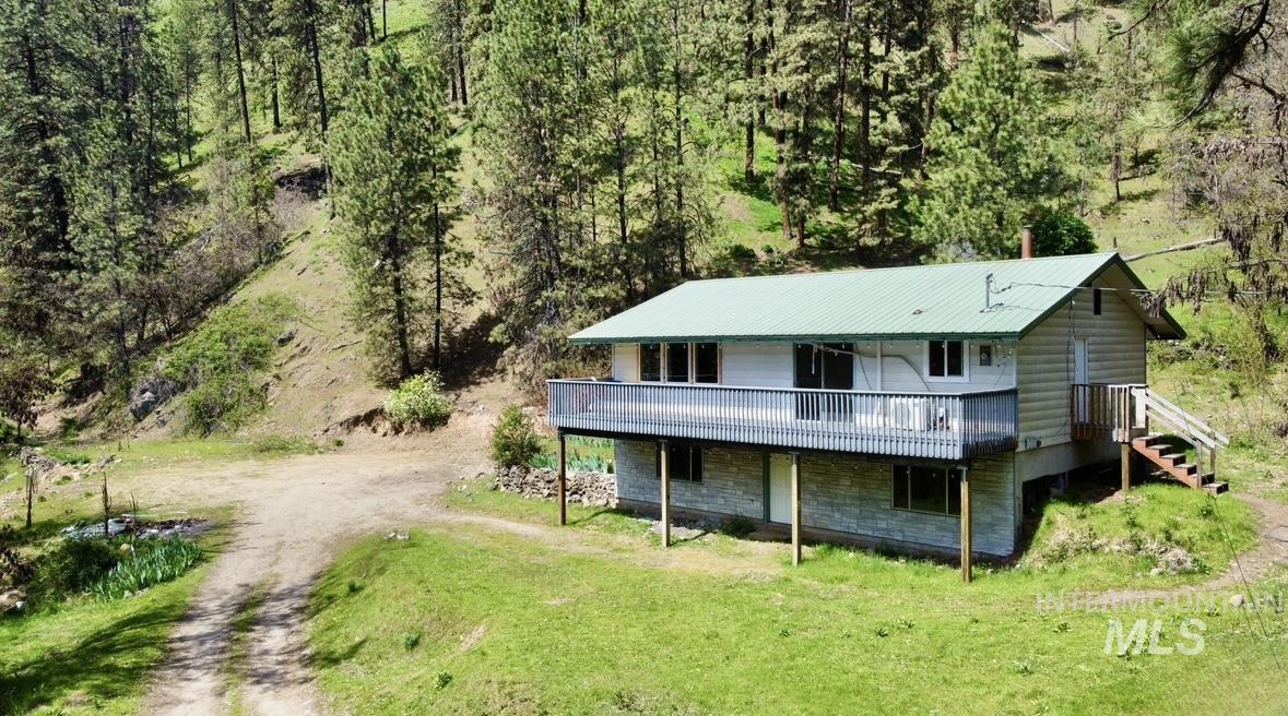 250 Hill Rd Duplex, Orofino, Idaho 83544, 2 Bedrooms, 1 Bathroom, Residential Income For Sale, Price $374,900, 98944664