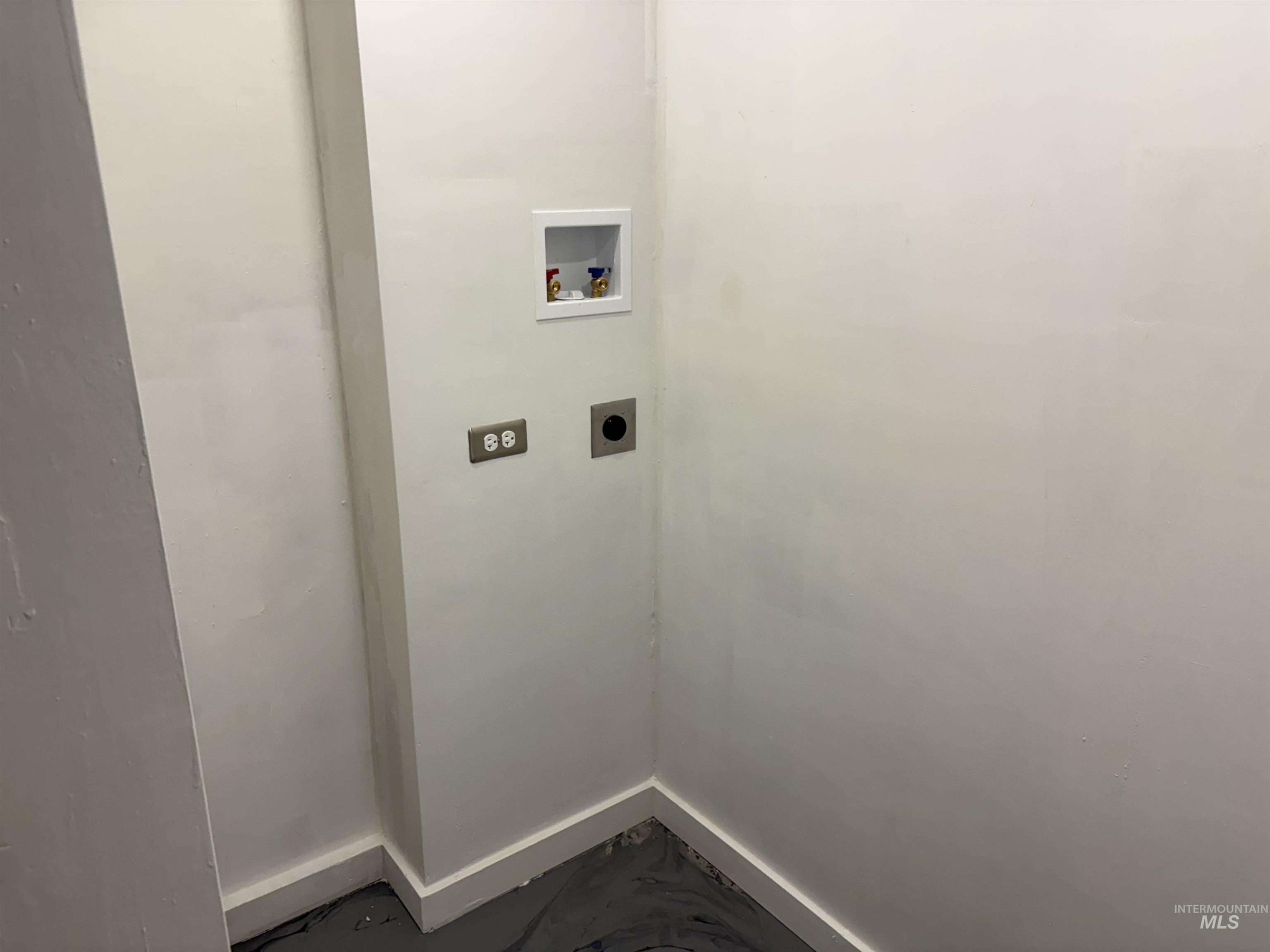 250 Hill Rd Duplex, Orofino, Idaho 83544, 2 Bedrooms, 1 Bathroom, Residential Income For Sale, Price $374,900, 98944664