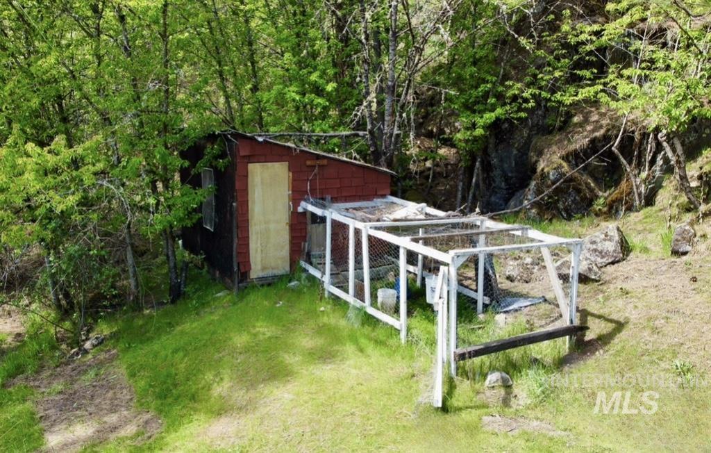 250 Hill Rd Duplex, Orofino, Idaho 83544, 2 Bedrooms, 1 Bathroom, Residential Income For Sale, Price $374,900, 98944664