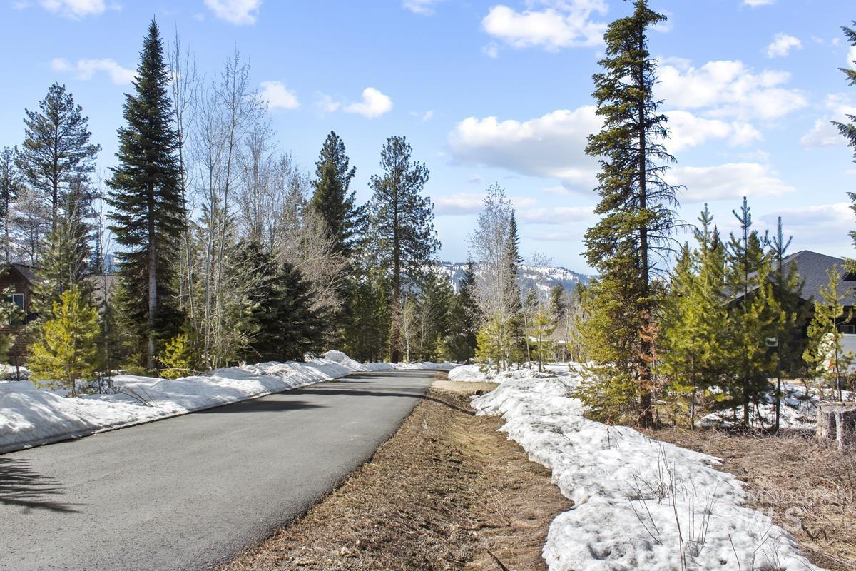 40 Windsong Way, Donnelly, Idaho 83615, Land For Sale, Price $230,000, 98944688
