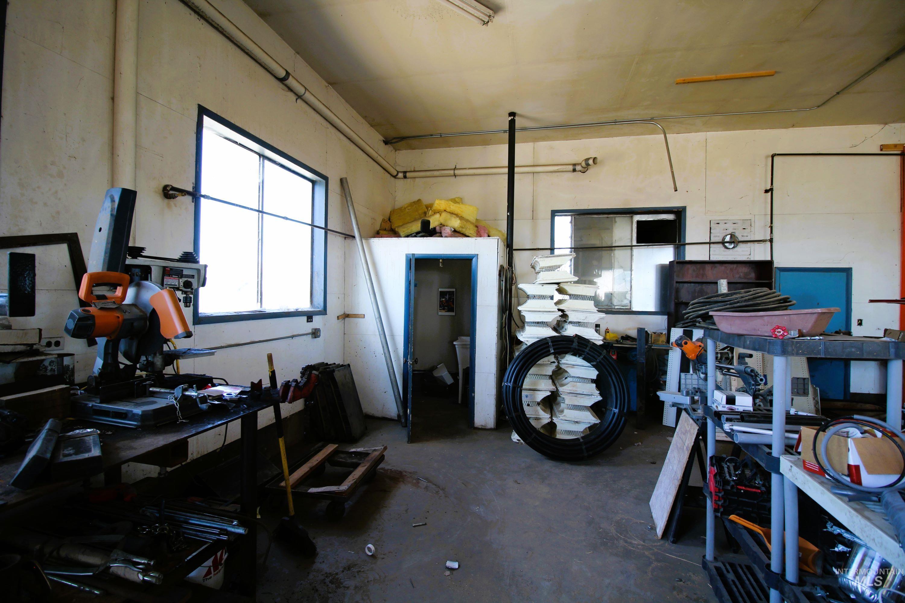 510 US Hwy 95, Weiser, Idaho 83672, 2 Bedrooms, 2 Bathrooms, Residential For Sale, Price $370,000, 98944699