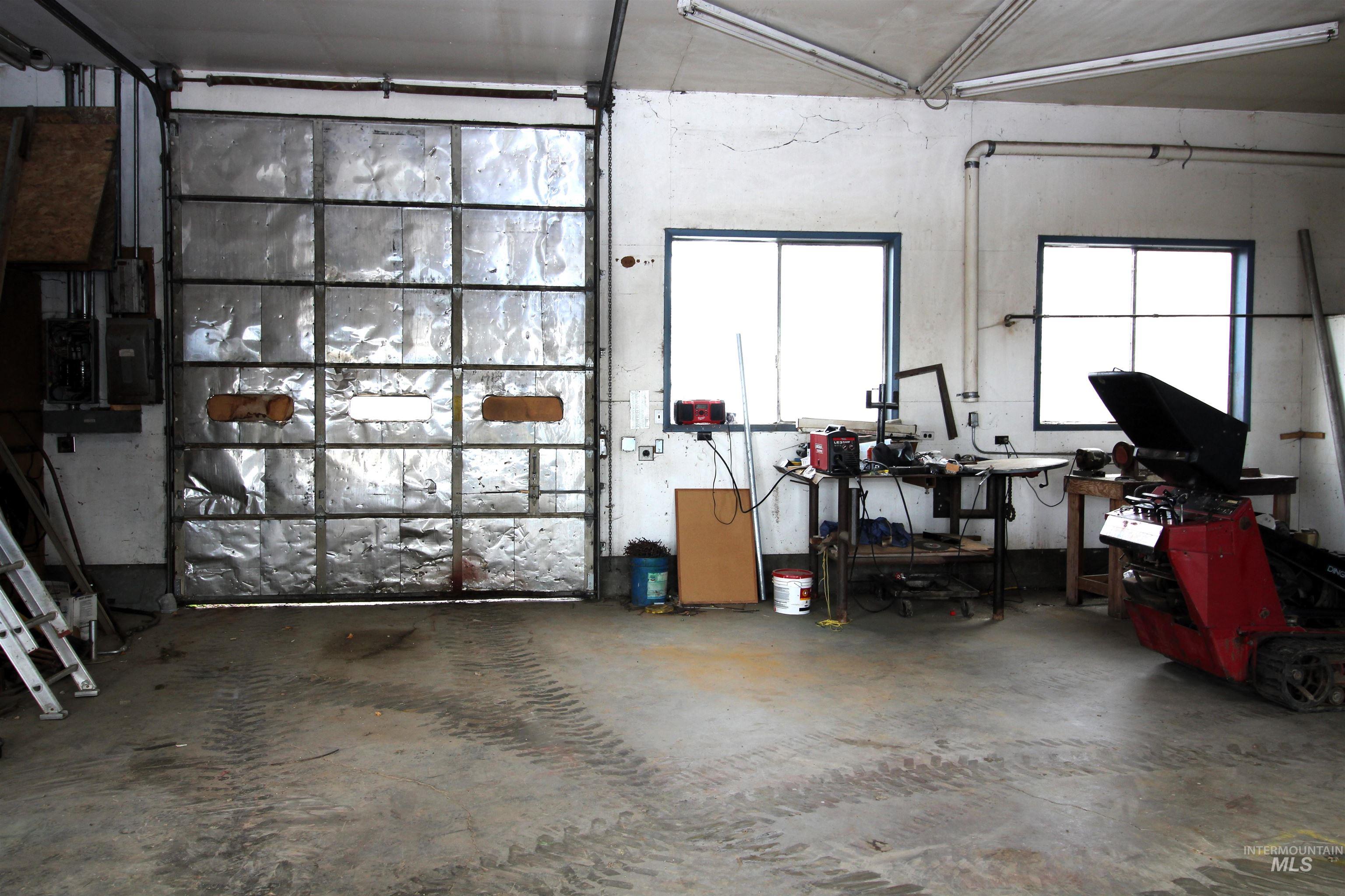 510 US Hwy 95, Weiser, Idaho 83672, 2 Bedrooms, 2 Bathrooms, Residential For Sale, Price $370,000, 98944699