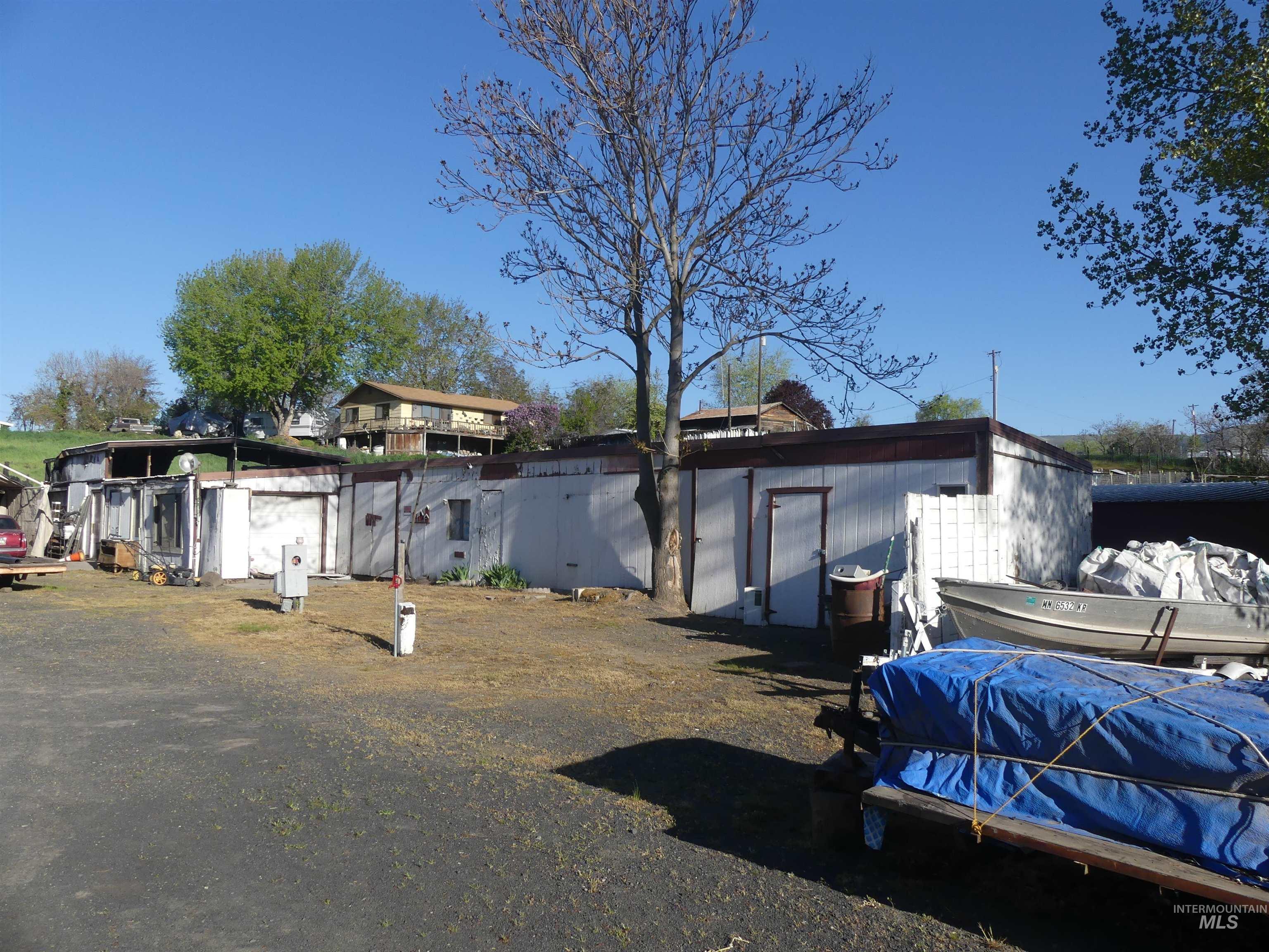 1422-1430 16th Ave, Clarkston, Washington 99403, 2 Bedrooms, 1 Bathroom, Residential Income For Sale, Price $499,000, 98944729