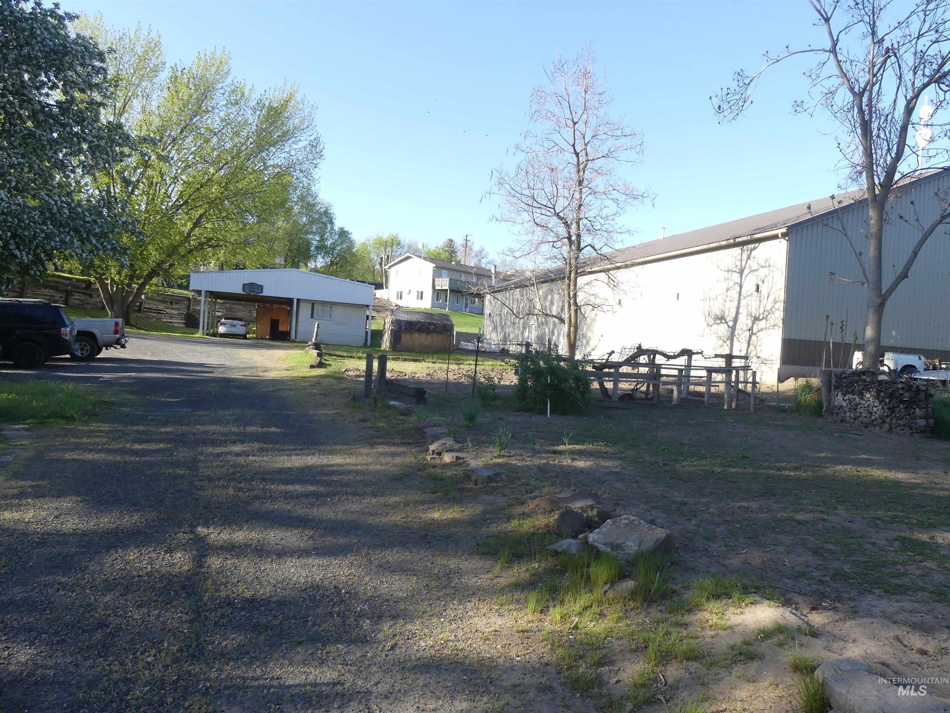 1422-1430 16th Ave, Clarkston, Washington 99403, 2 Bedrooms, 1 Bathroom, Residential Income For Sale, Price $499,000, 98944729