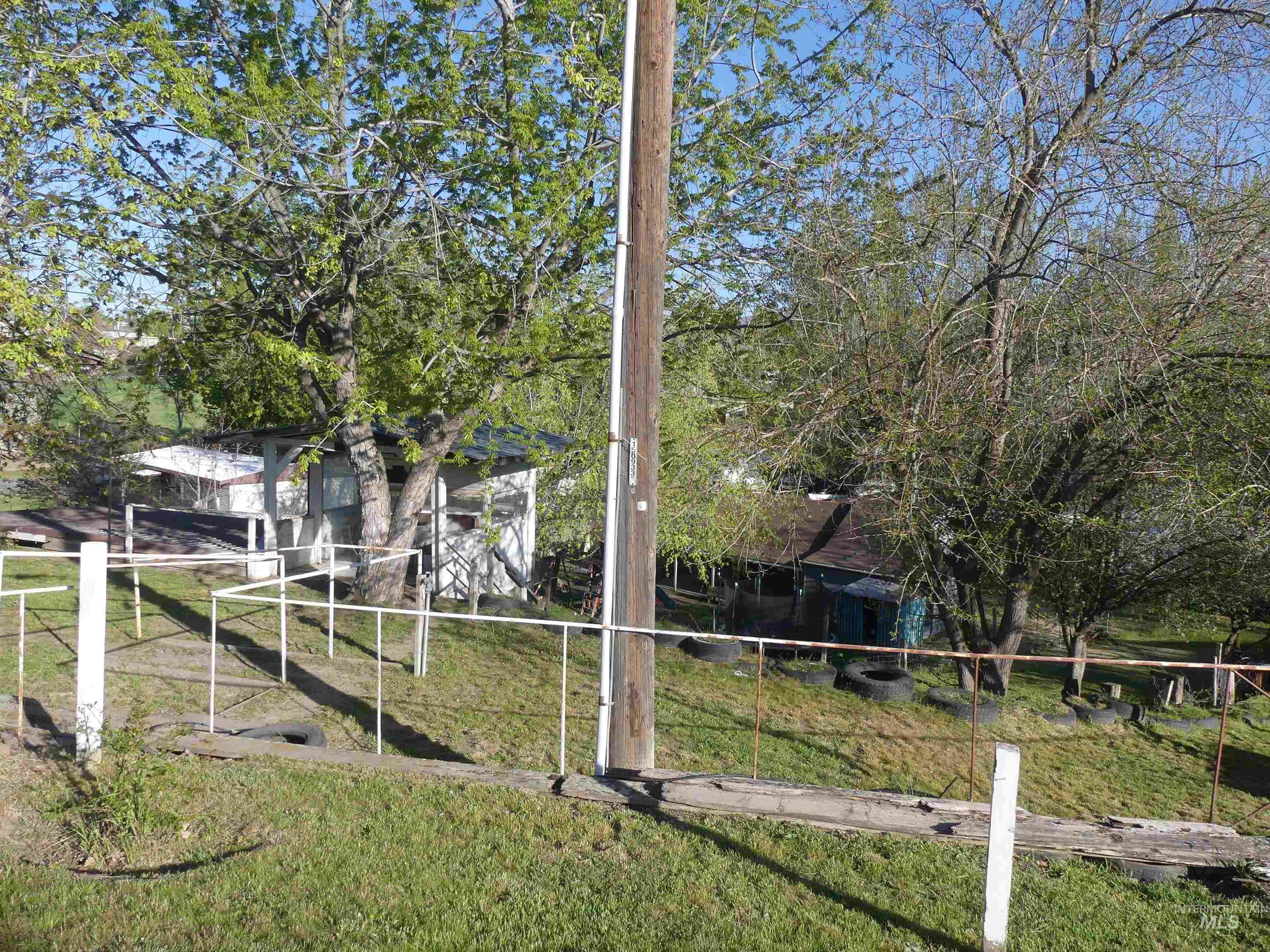 1422-1430 16th Ave, Clarkston, Washington 99403, 2 Bedrooms, 1 Bathroom, Residential Income For Sale, Price $499,000, 98944729