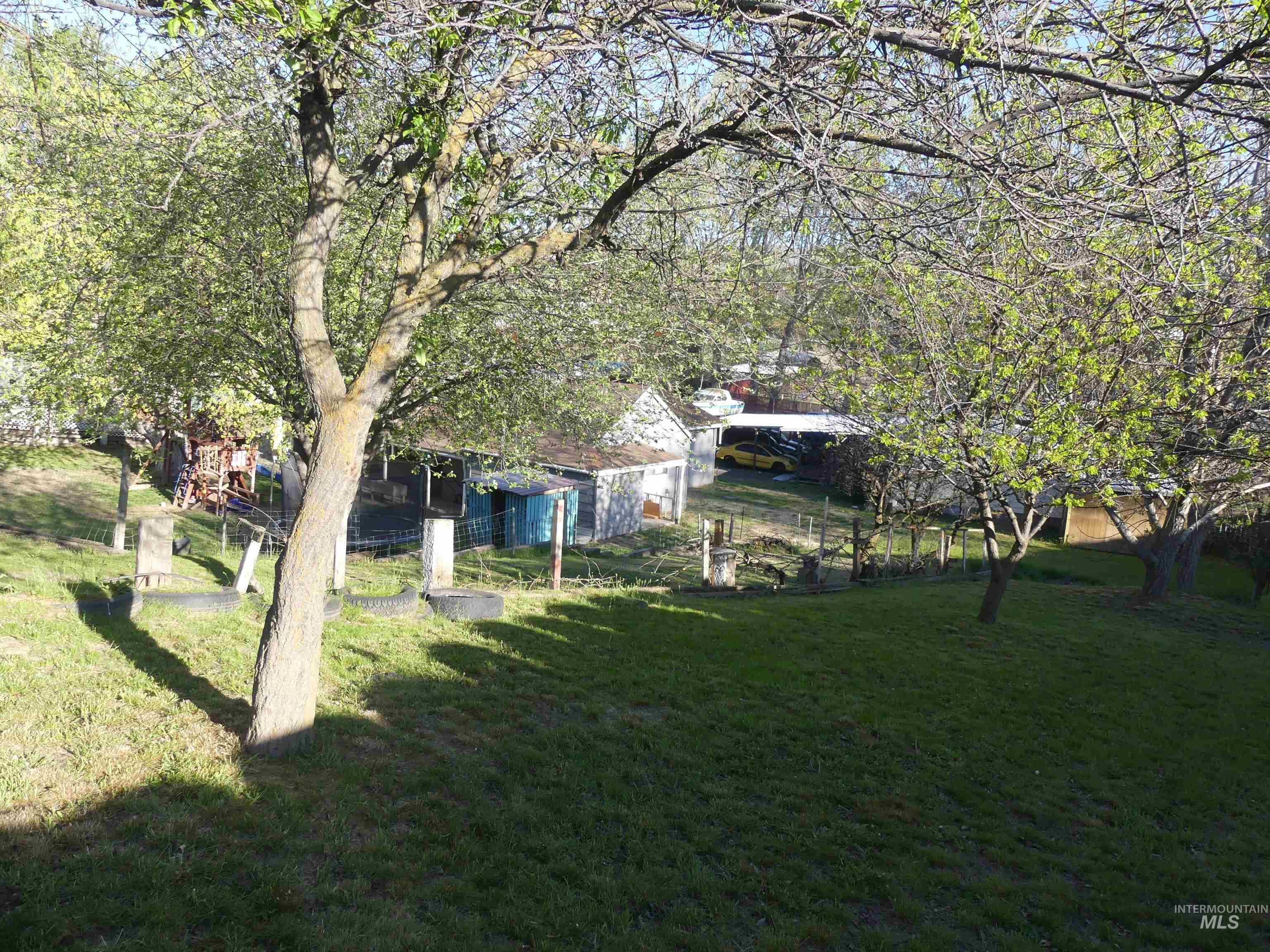 1422-1430 16th Ave, Clarkston, Washington 99403, 2 Bedrooms, 1 Bathroom, Residential Income For Sale, Price $499,000, 98944729