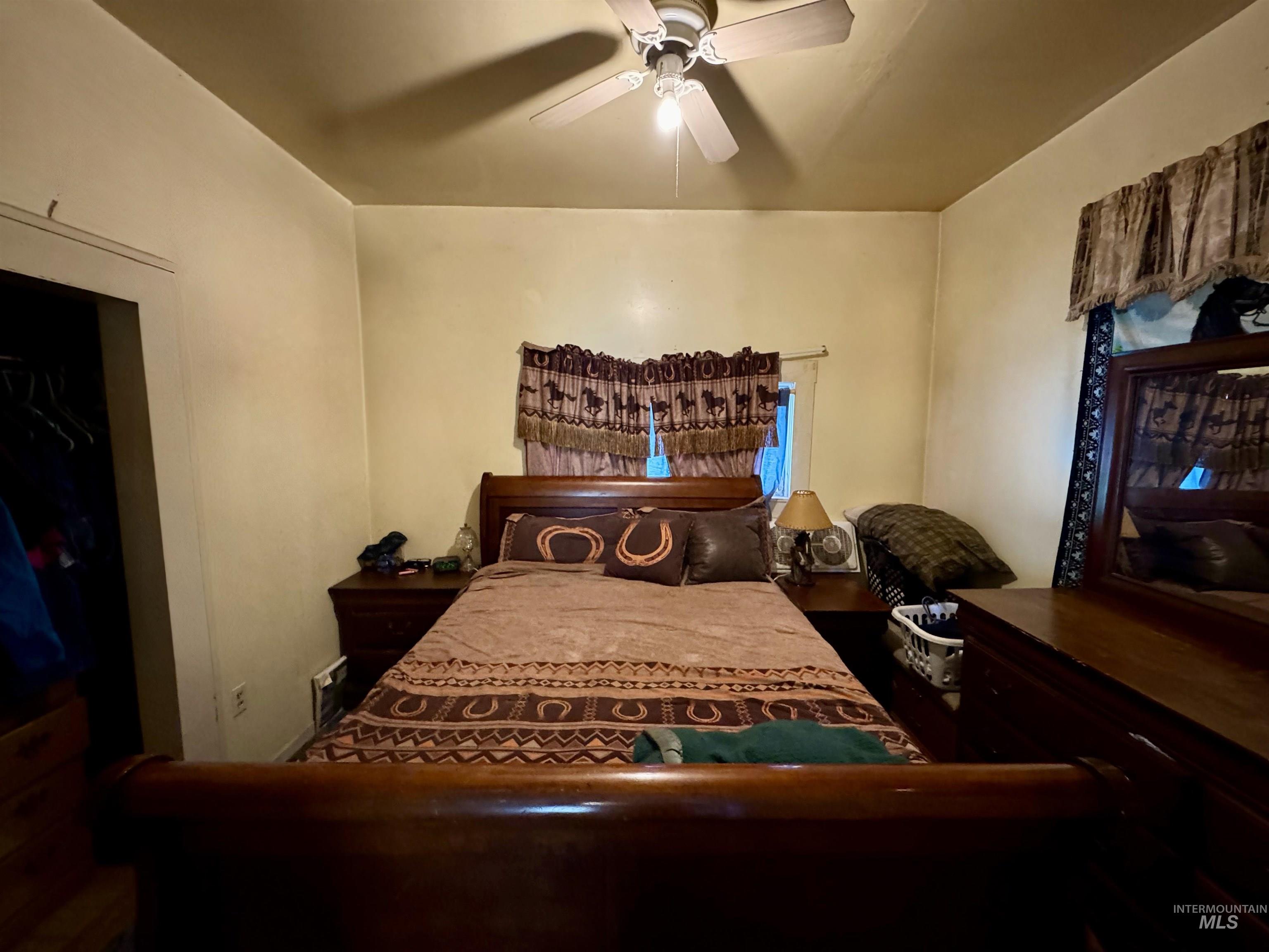 412 Walnut St, Nezperce, Idaho 83543, 3 Bedrooms, 1 Bathroom, Residential For Sale, Price $225,000, 98944790