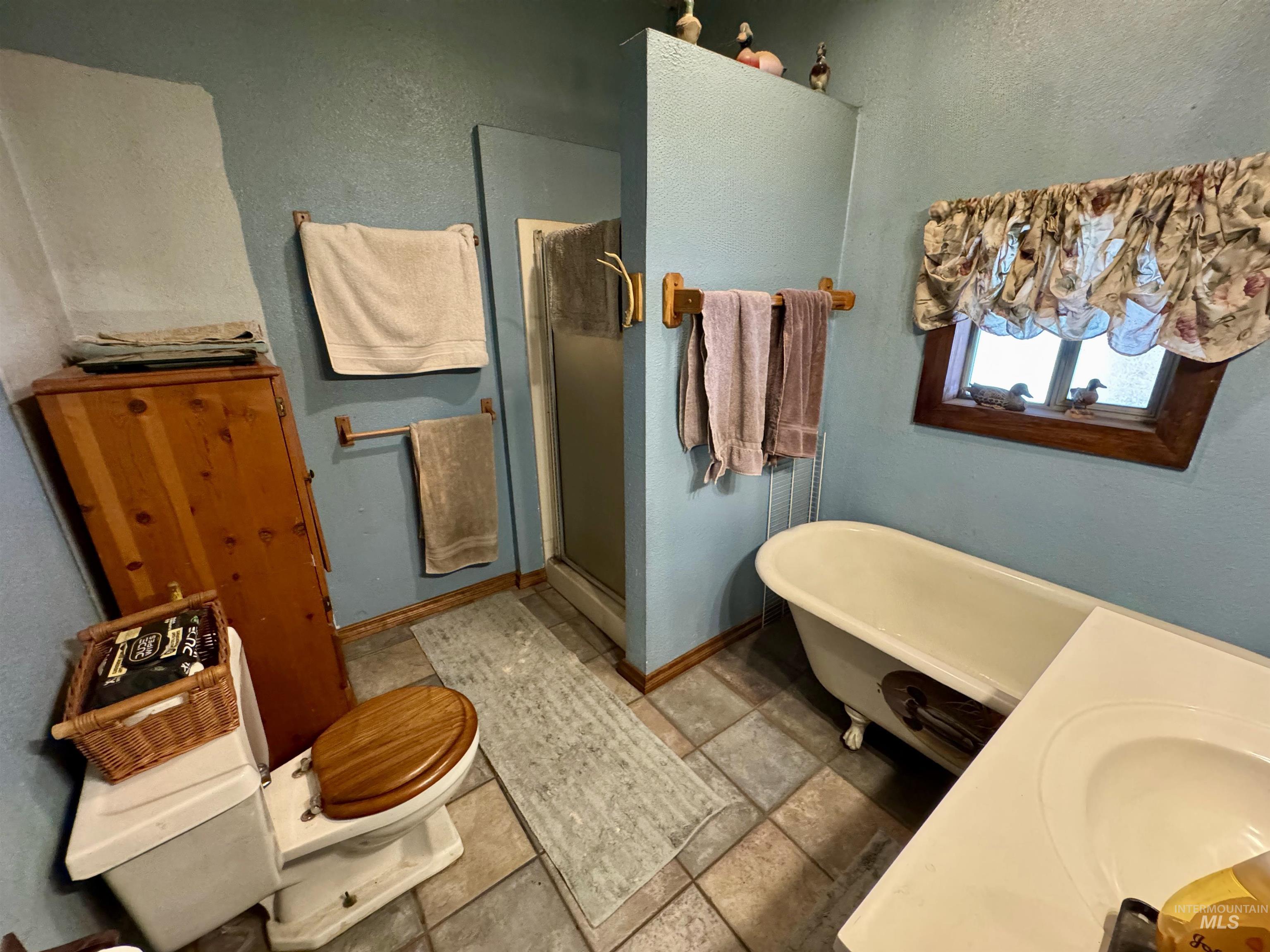 412 Walnut St, Nezperce, Idaho 83543, 3 Bedrooms, 1 Bathroom, Residential For Sale, Price $225,000, 98944790