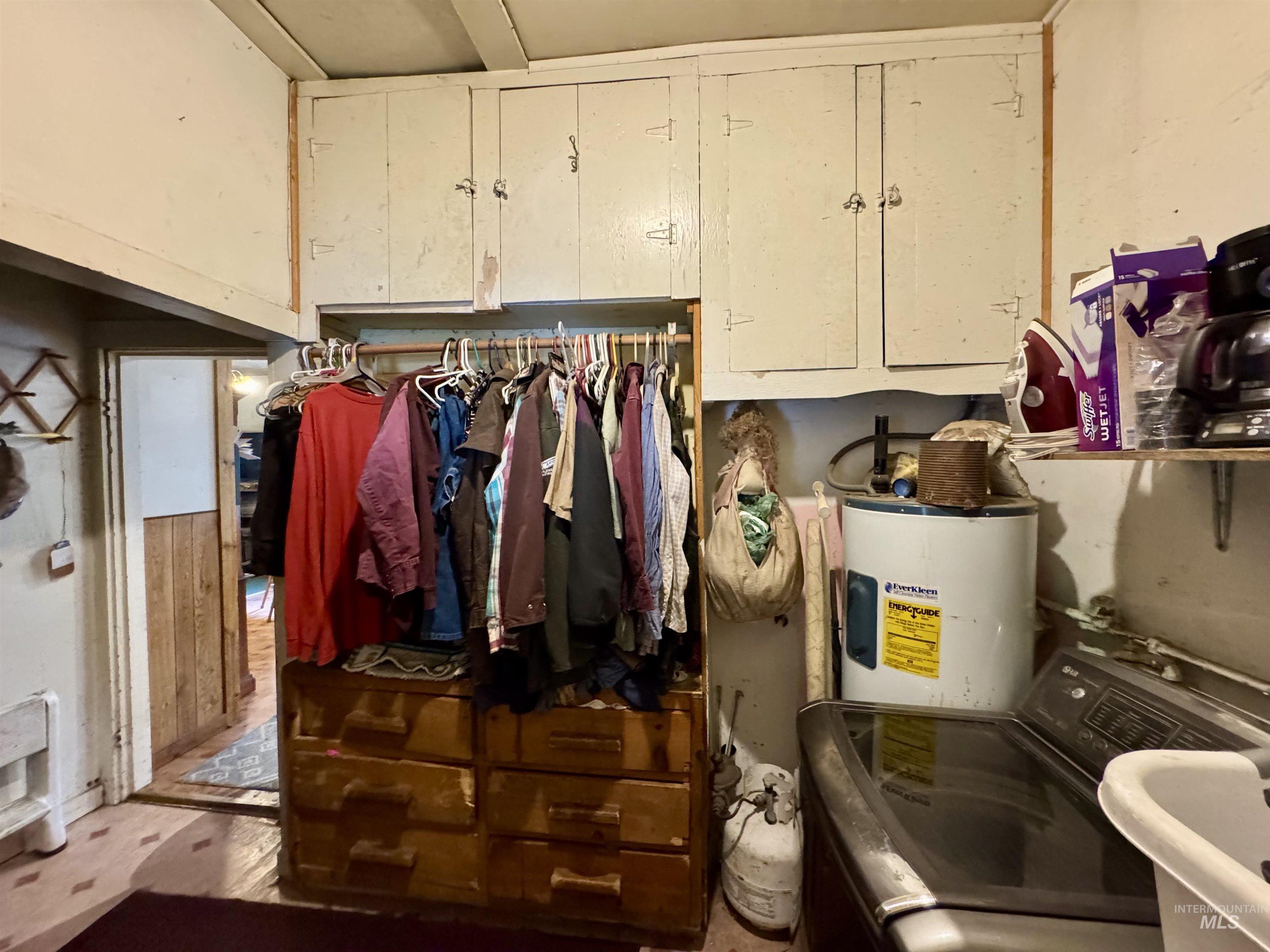 412 Walnut St, Nezperce, Idaho 83543, 3 Bedrooms, 1 Bathroom, Residential For Sale, Price $225,000, 98944790