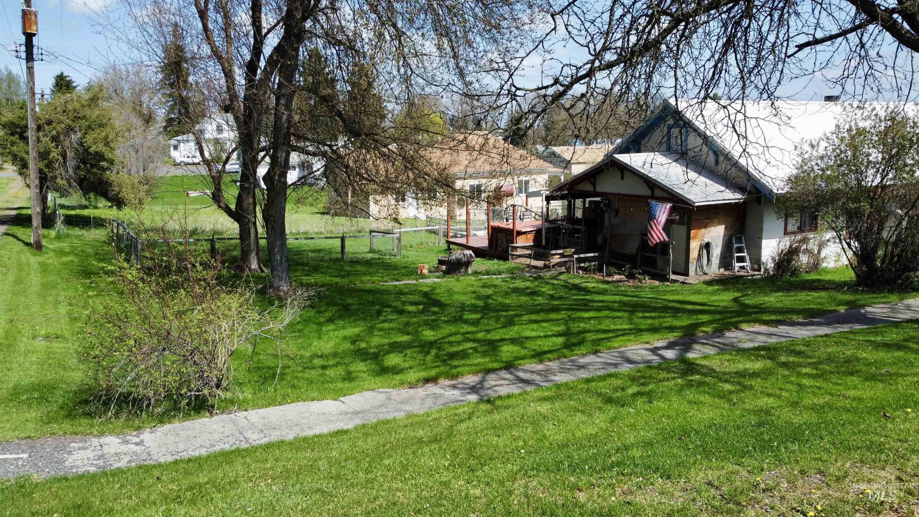 412 Walnut St, Nezperce, Idaho 83543, 3 Bedrooms, 1 Bathroom, Residential For Sale, Price $225,000, 98944790