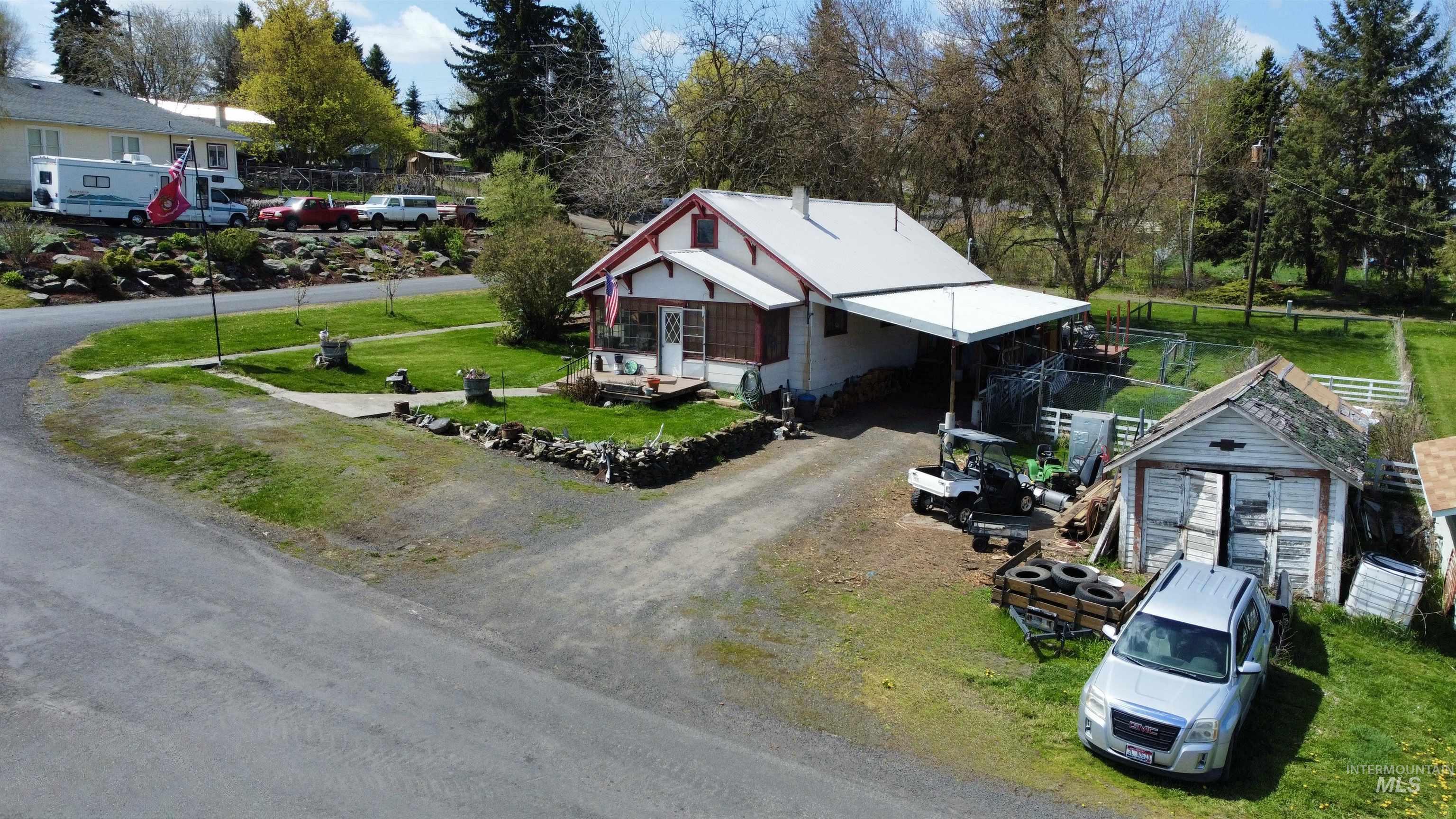 412 Walnut St, Nezperce, Idaho 83543, 3 Bedrooms, 1 Bathroom, Residential For Sale, Price $225,000, 98944790