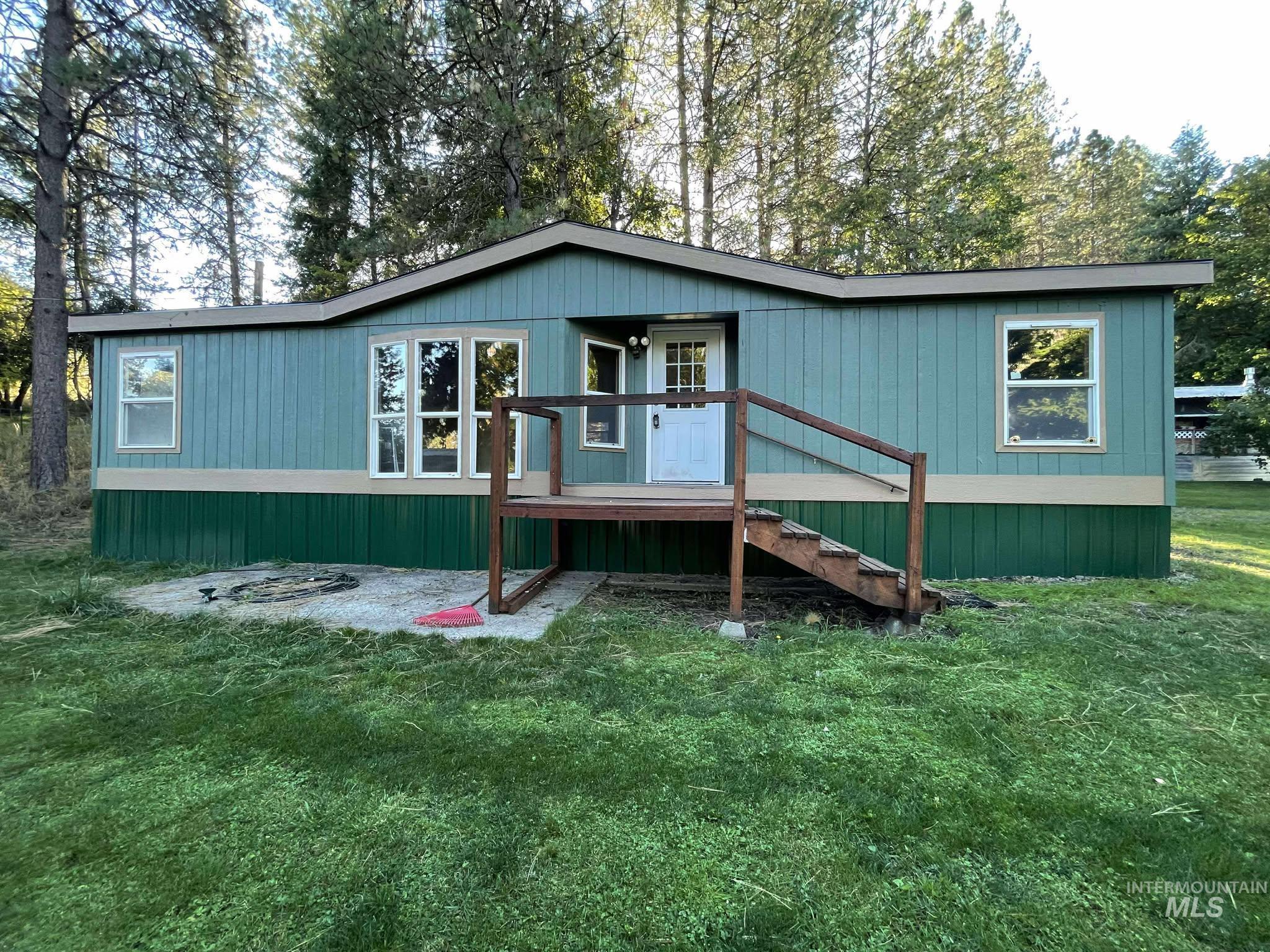 174 Elmwood Loop, Lenore, Idaho 83544, 3 Bedrooms, 2 Bathrooms, Residential For Sale, Price $127,000, 98944805
