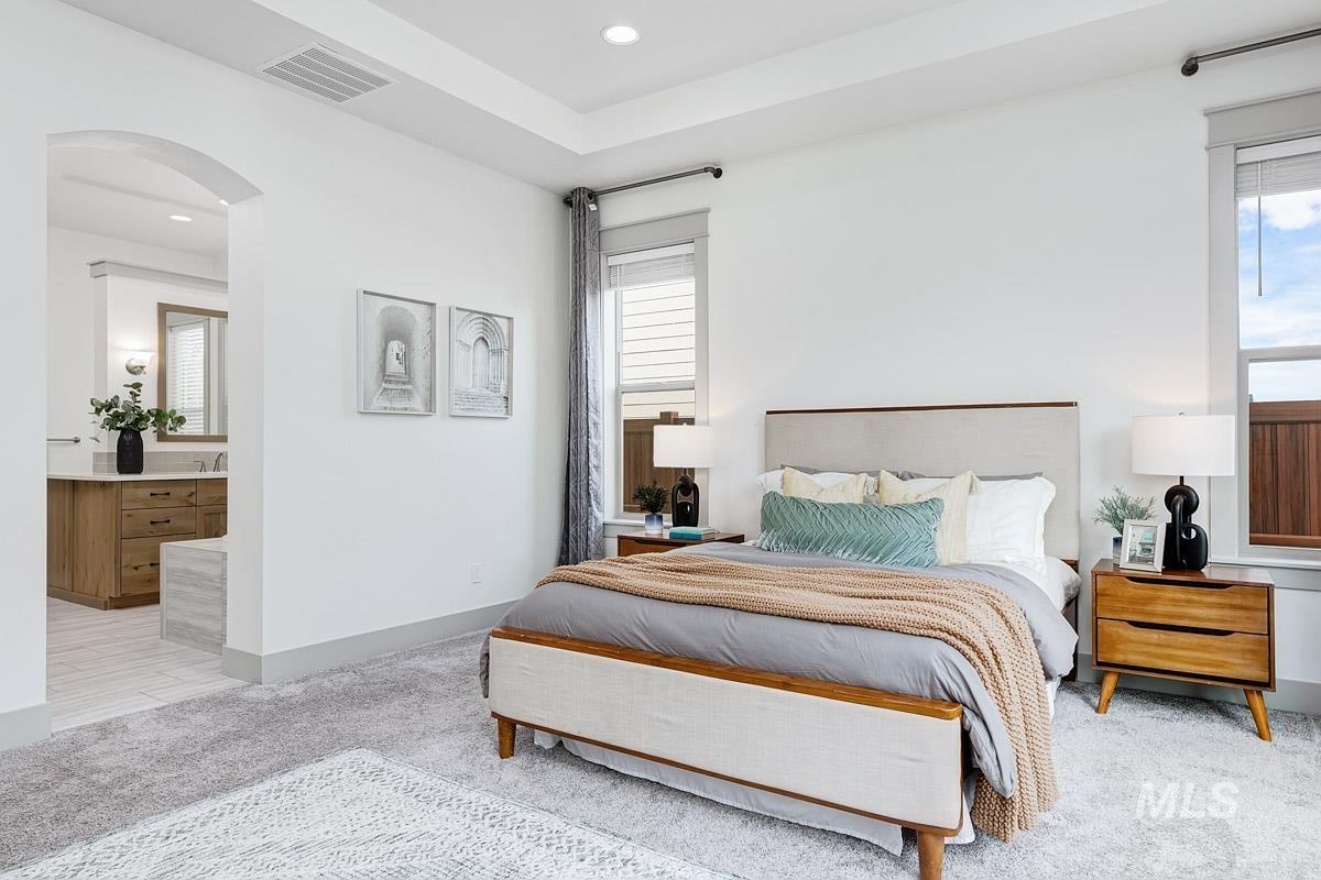 10202 W Twisted Vine Dr, Star, Idaho 83669, 5 Bedrooms, 4 Bathrooms, Residential For Sale, Price $999,900, 98944896