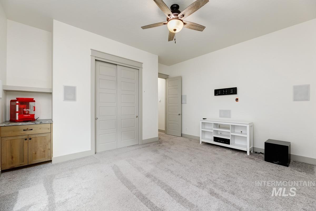 10202 W Twisted Vine Dr, Star, Idaho 83669, 5 Bedrooms, 4 Bathrooms, Residential For Sale, Price $999,900, 98944896