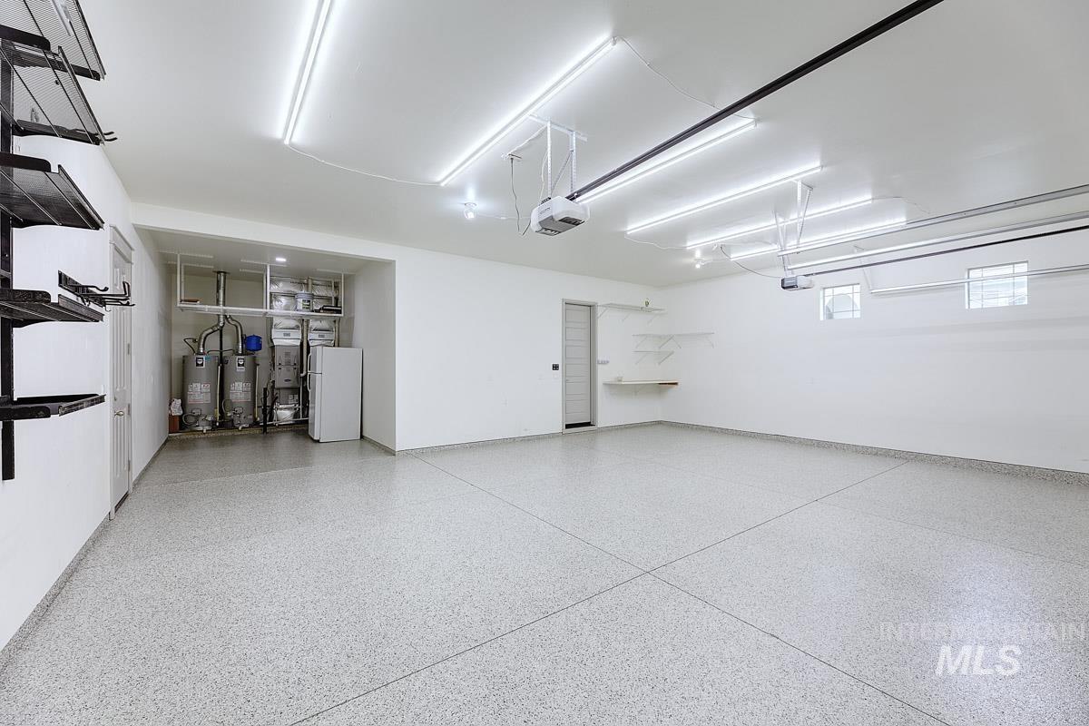 10202 W Twisted Vine Dr, Star, Idaho 83669, 5 Bedrooms, 4 Bathrooms, Residential For Sale, Price $999,900, 98944896