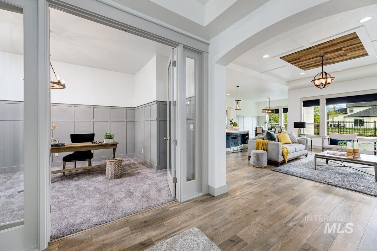 10202 W Twisted Vine Dr, Star, Idaho 83669, 5 Bedrooms, 4 Bathrooms, Residential For Sale, Price $999,900, 98944896